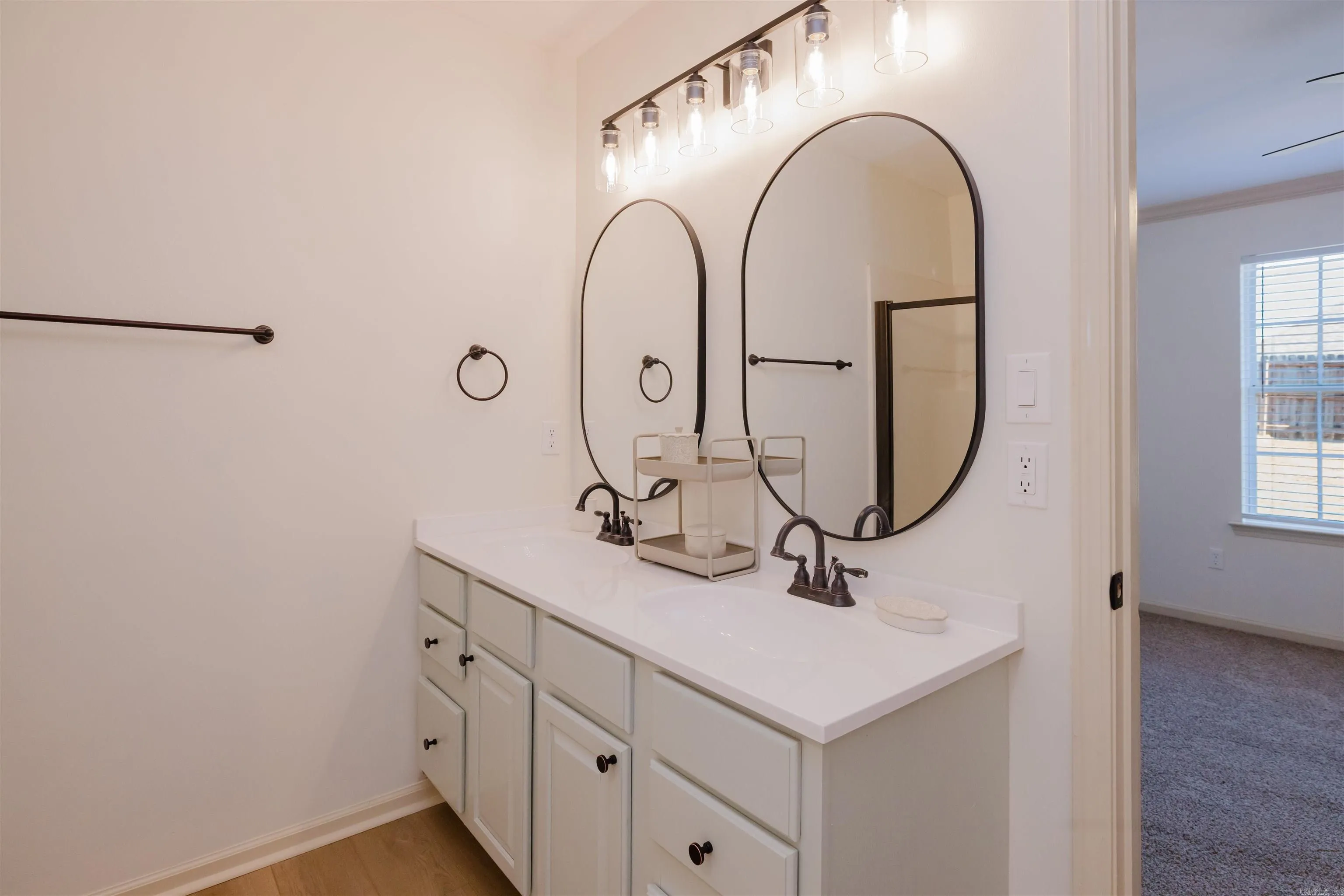Property at 3214  Meadowlake - Image 28