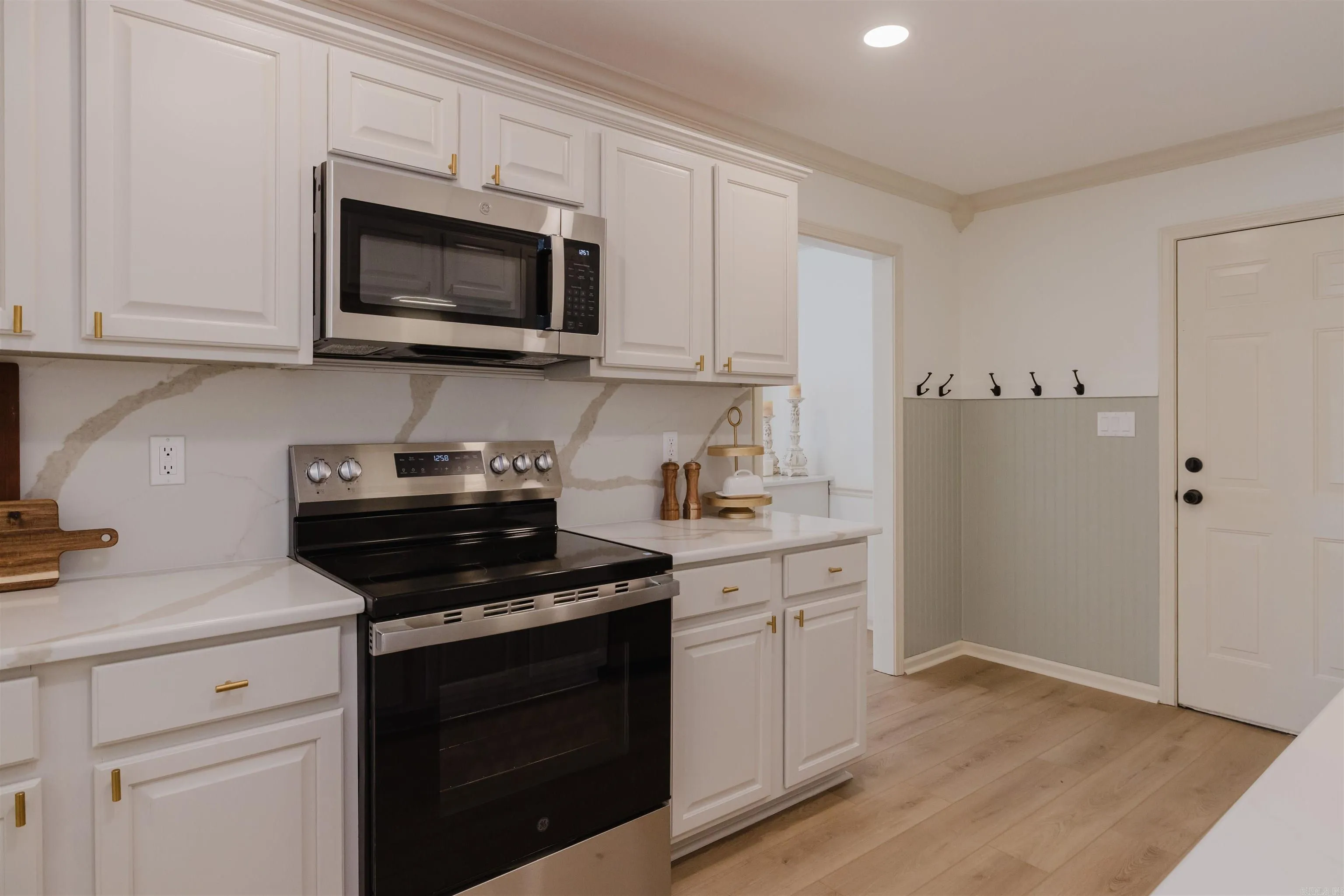 Property at 3214  Meadowlake - Image 14