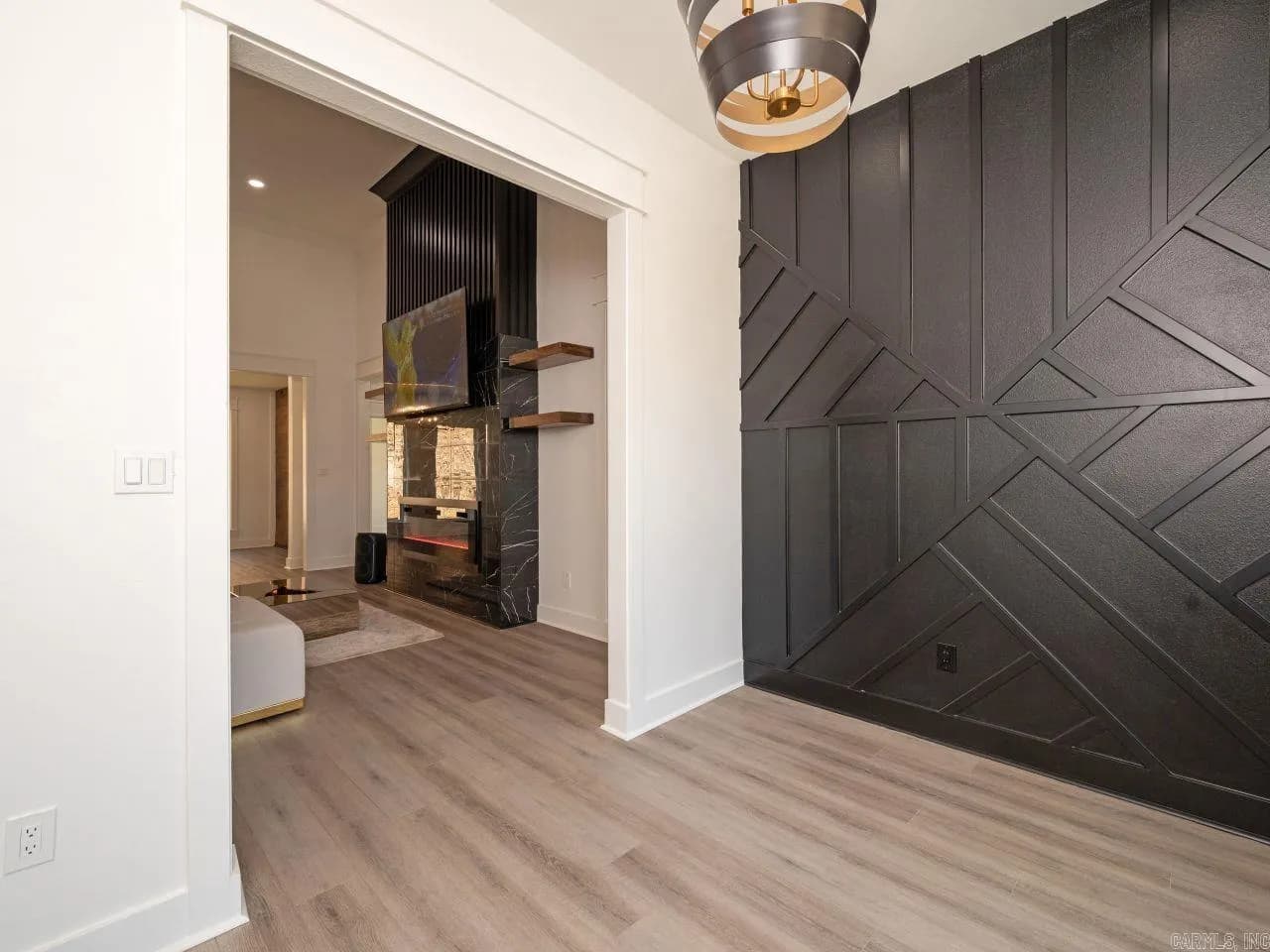 Property at 4109  Hampton - Image 19
