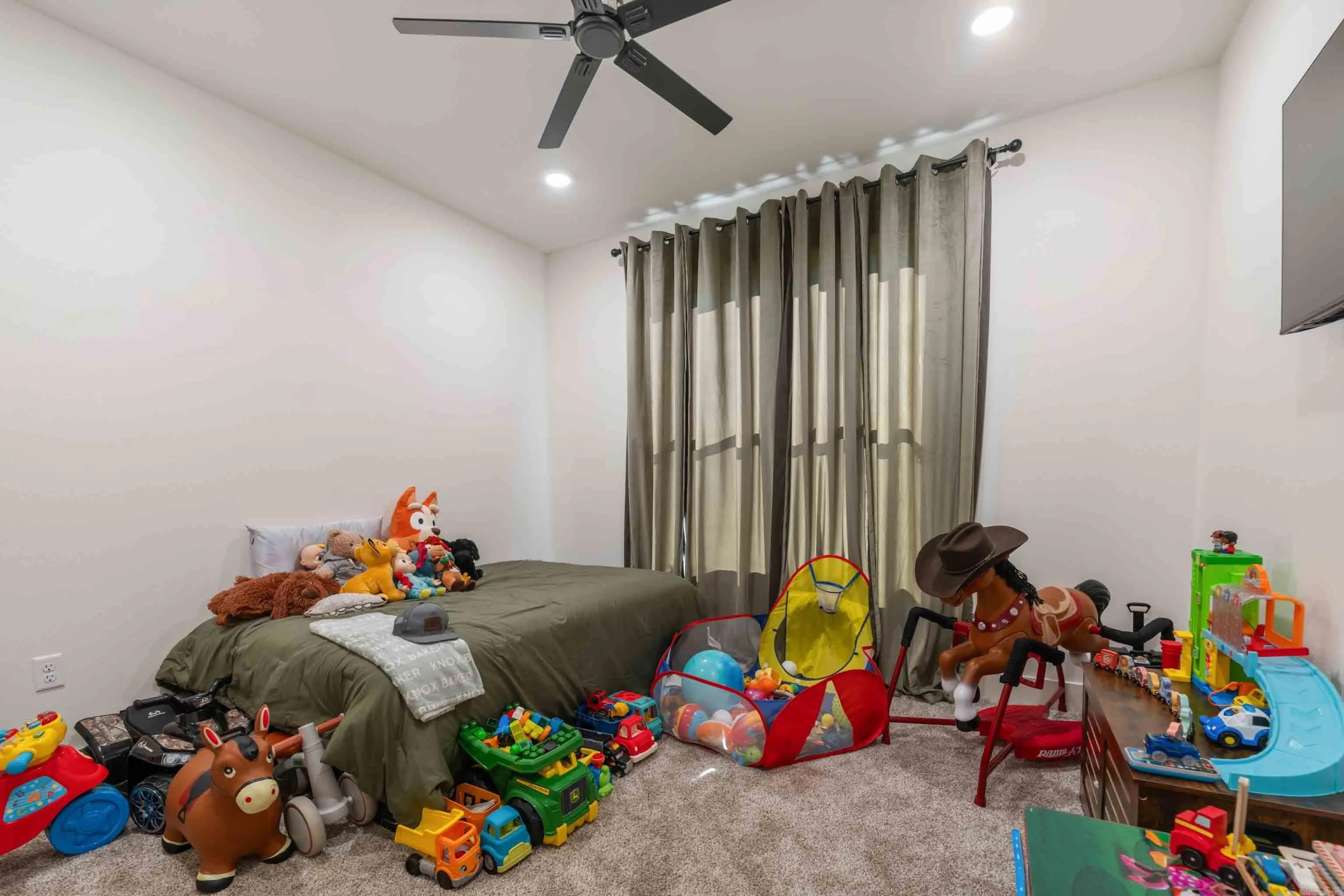 Property at 6090  Coral ridge - Image 38