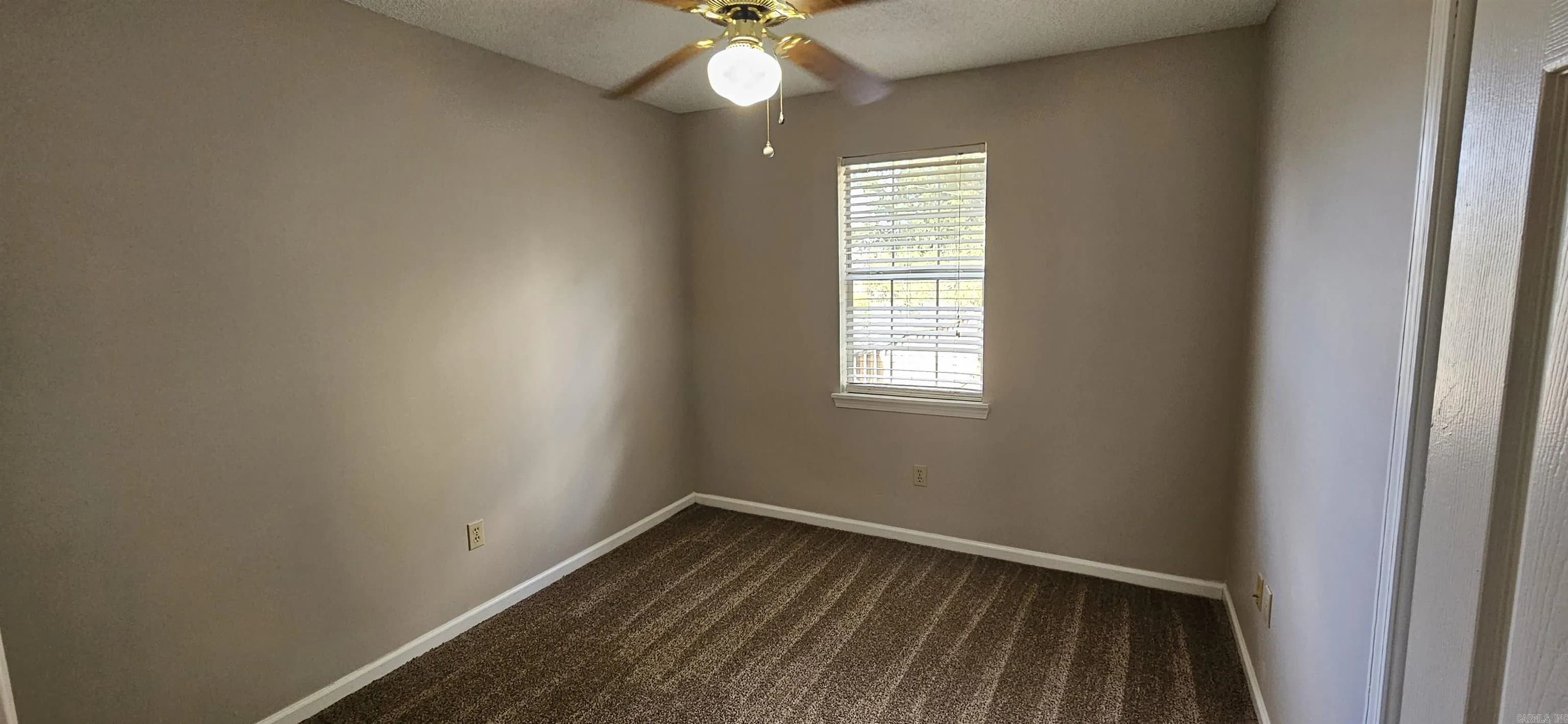 Property at 2009  Cedarwood - Image 12