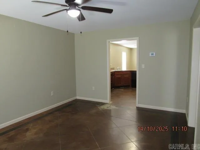 Property at 135  Southerland road - Image 4