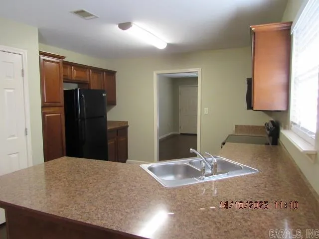 Property at 135  Southerland road - Image 8