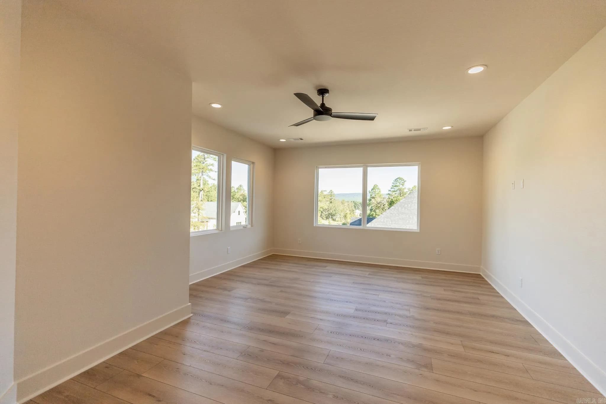 Property at 19100  Waterview meadow - Image 36