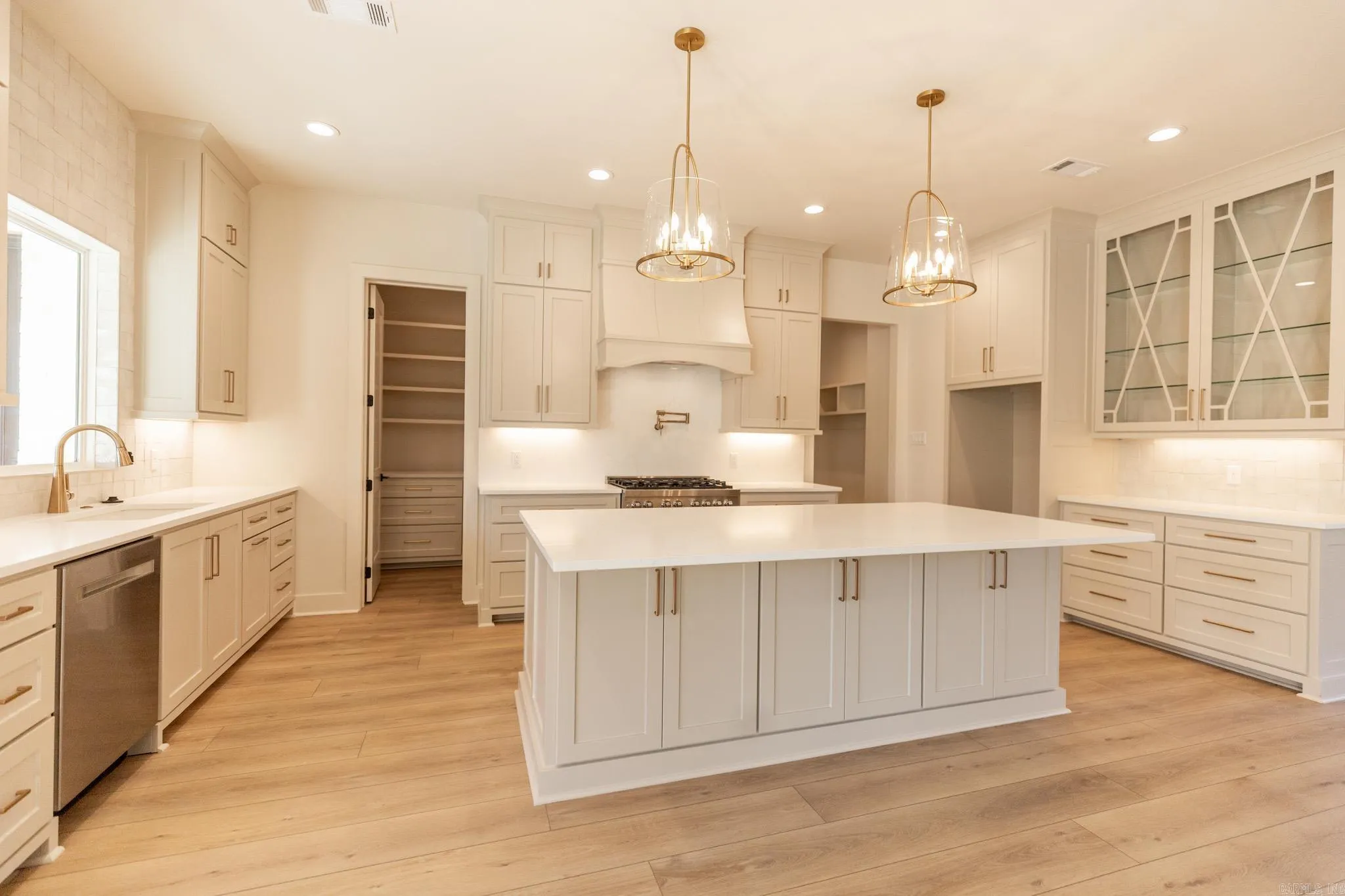 Property at 19100  Waterview meadow - Image 9