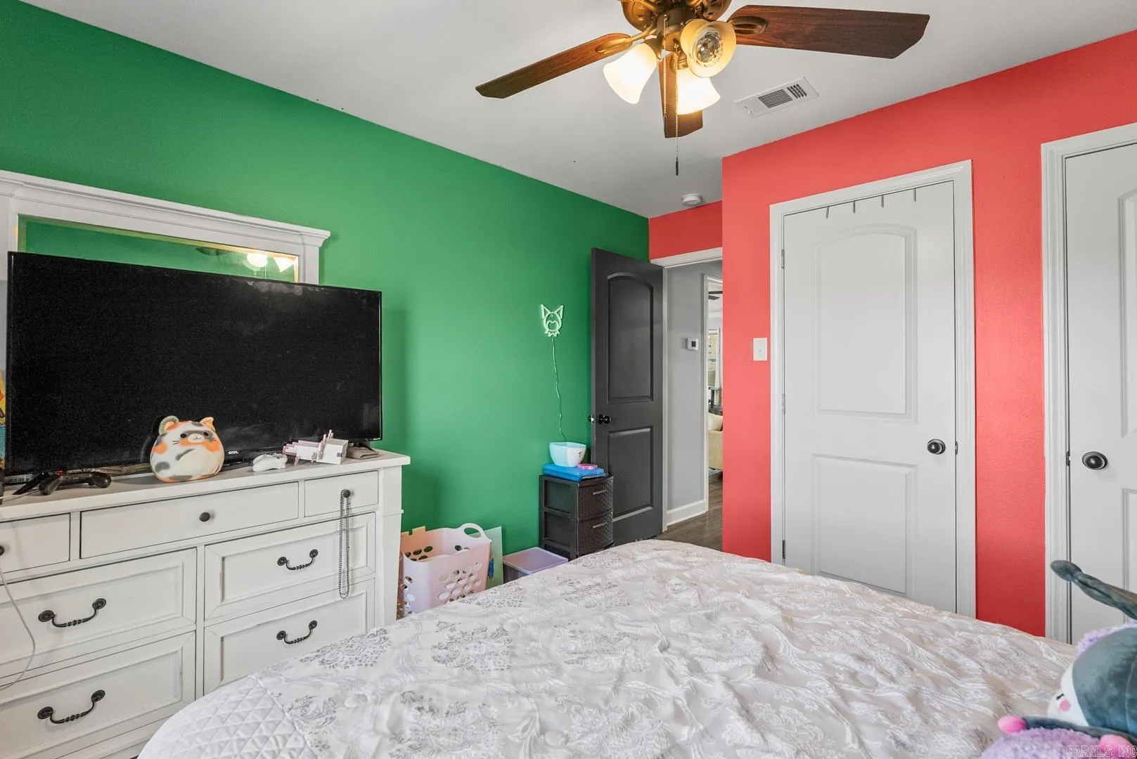 Property at 19  Lillyann - Image 27