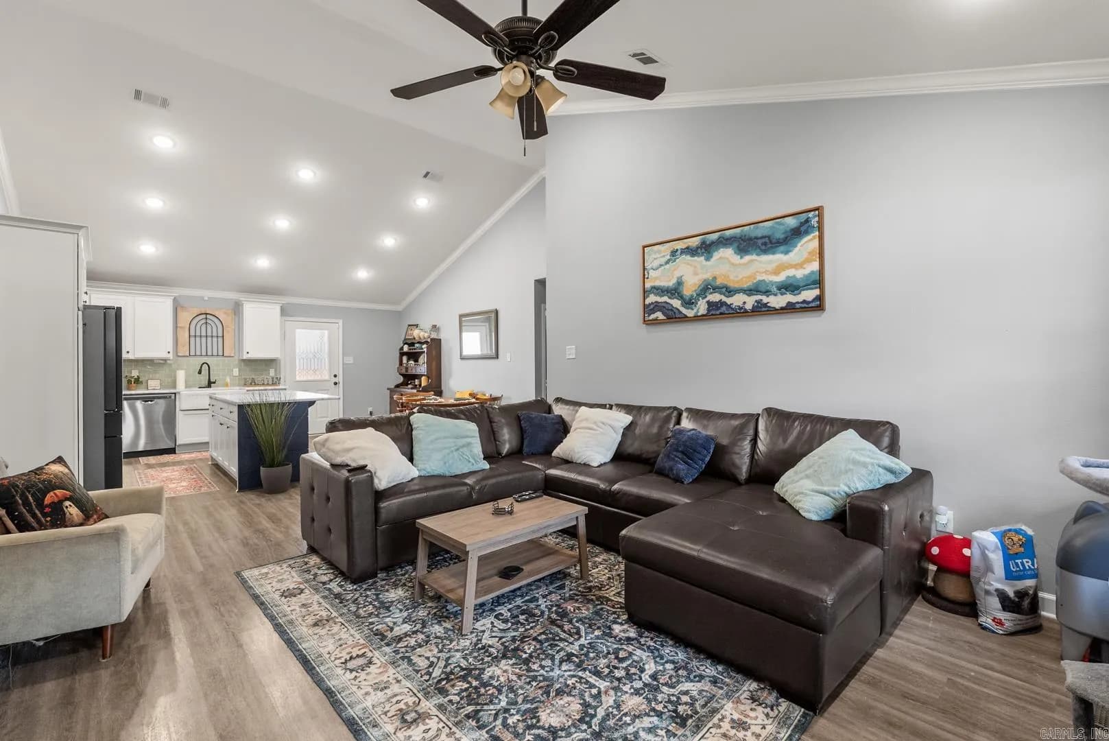 Property at 19  Lillyann - Image 6