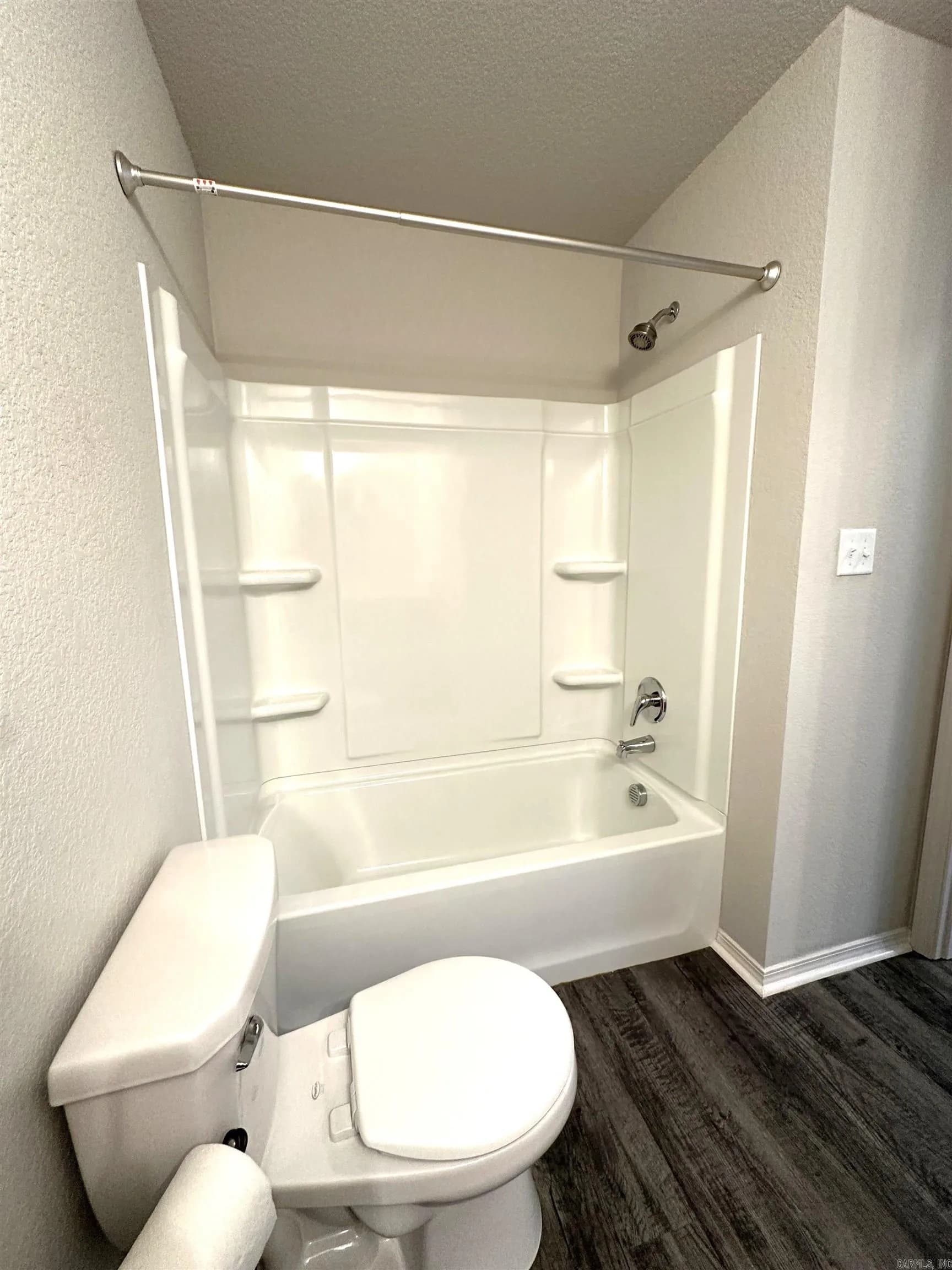 Property at 14  Spring ridge - Image 16