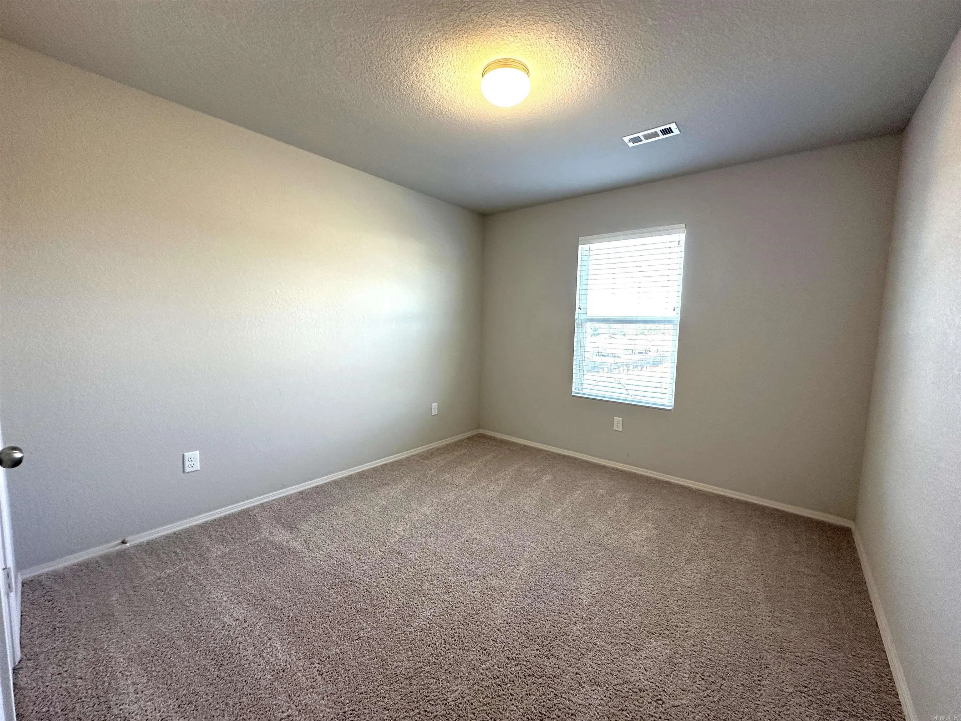 Property at 14  Spring ridge - Image 10