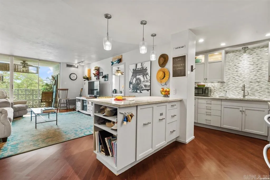 Property at 740  Weston, 304 - Image 20