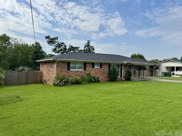 Property at 2204 E Lee ave - Image 22