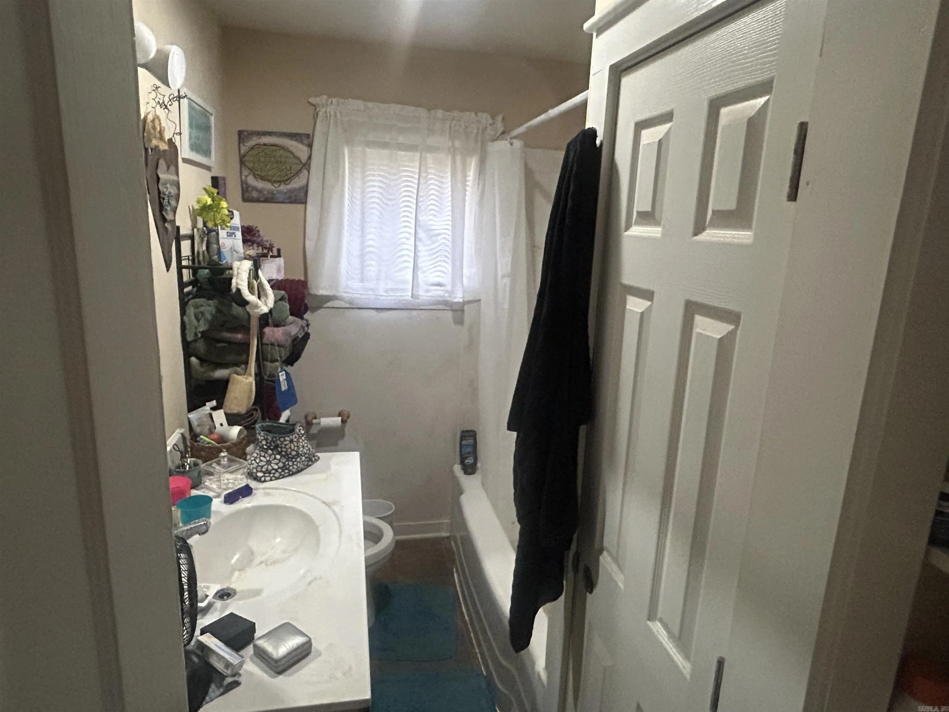 Property at 1204 W Race - Image 5