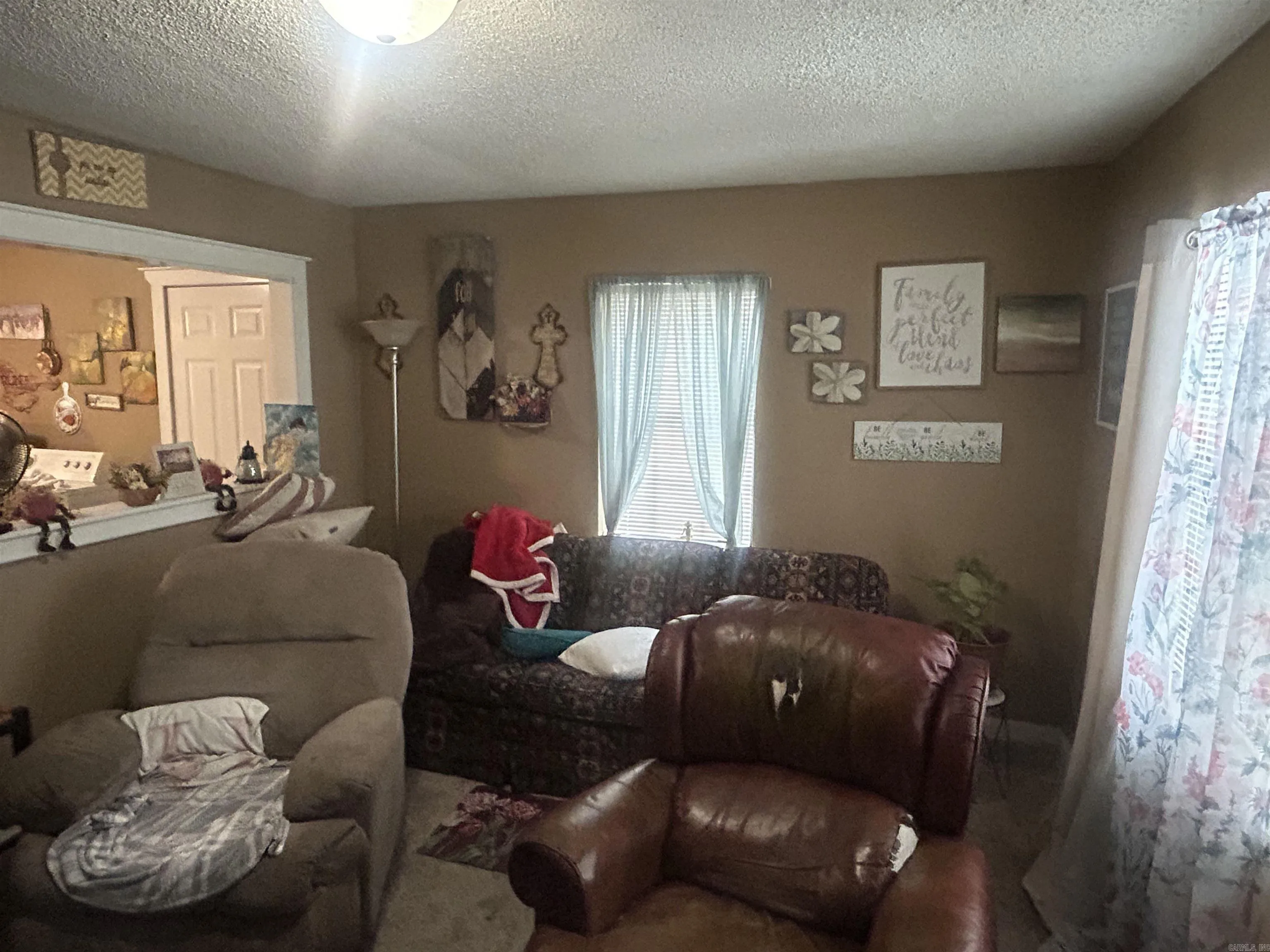 Property at 1204 W Race - Image 2