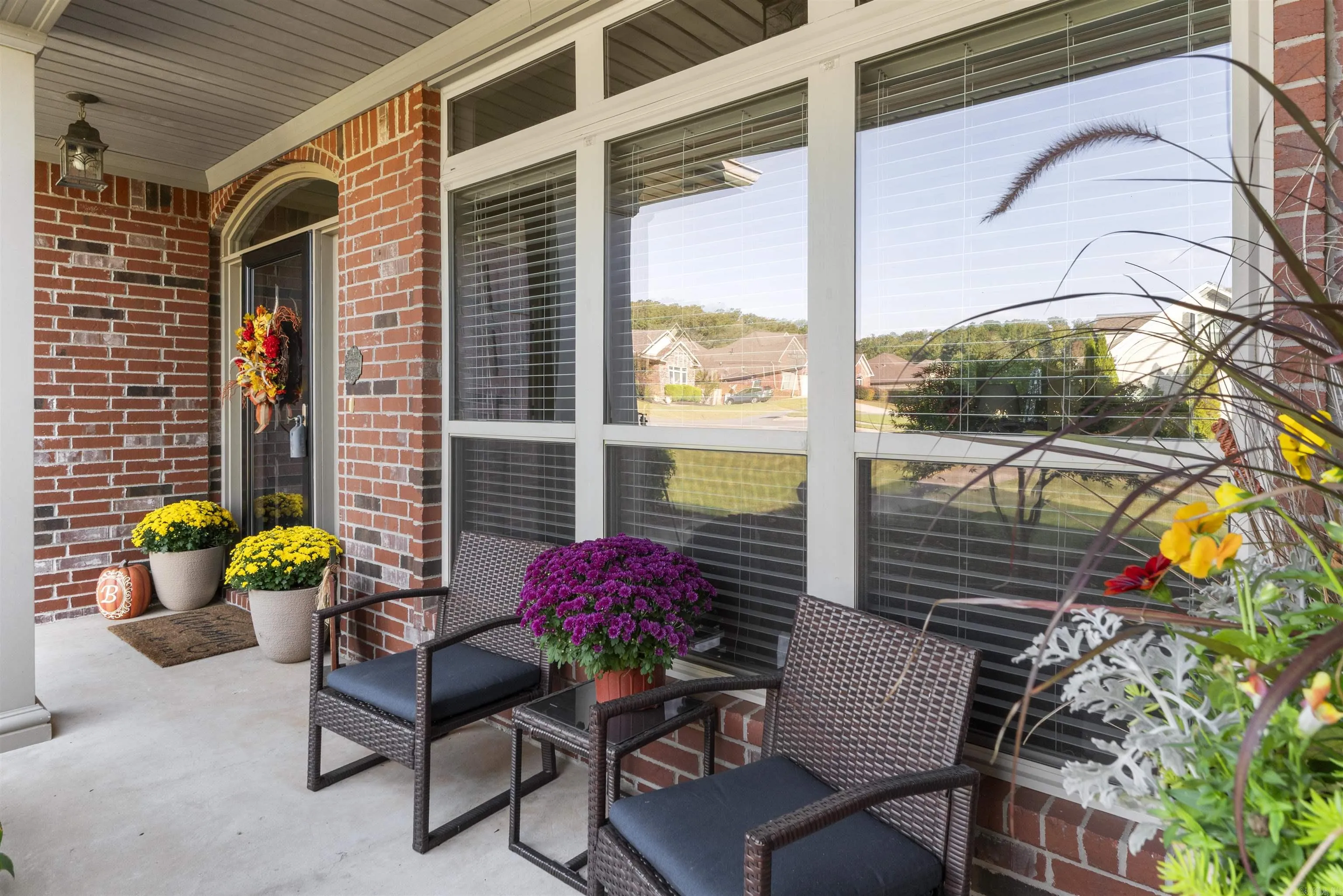 Property at 527  Clayton oaks - Image 5