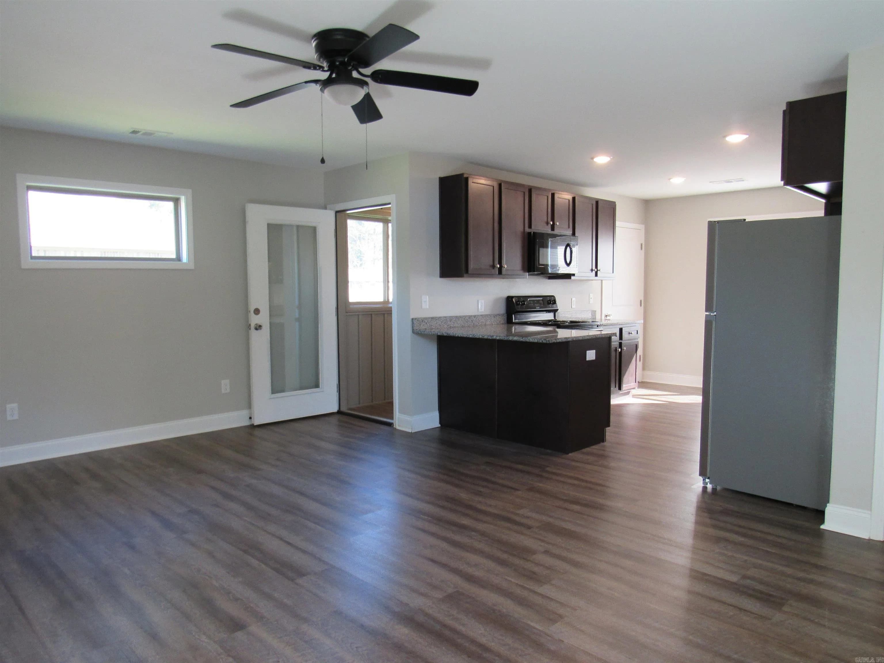 Property at 1516 S Bailey - Image 6