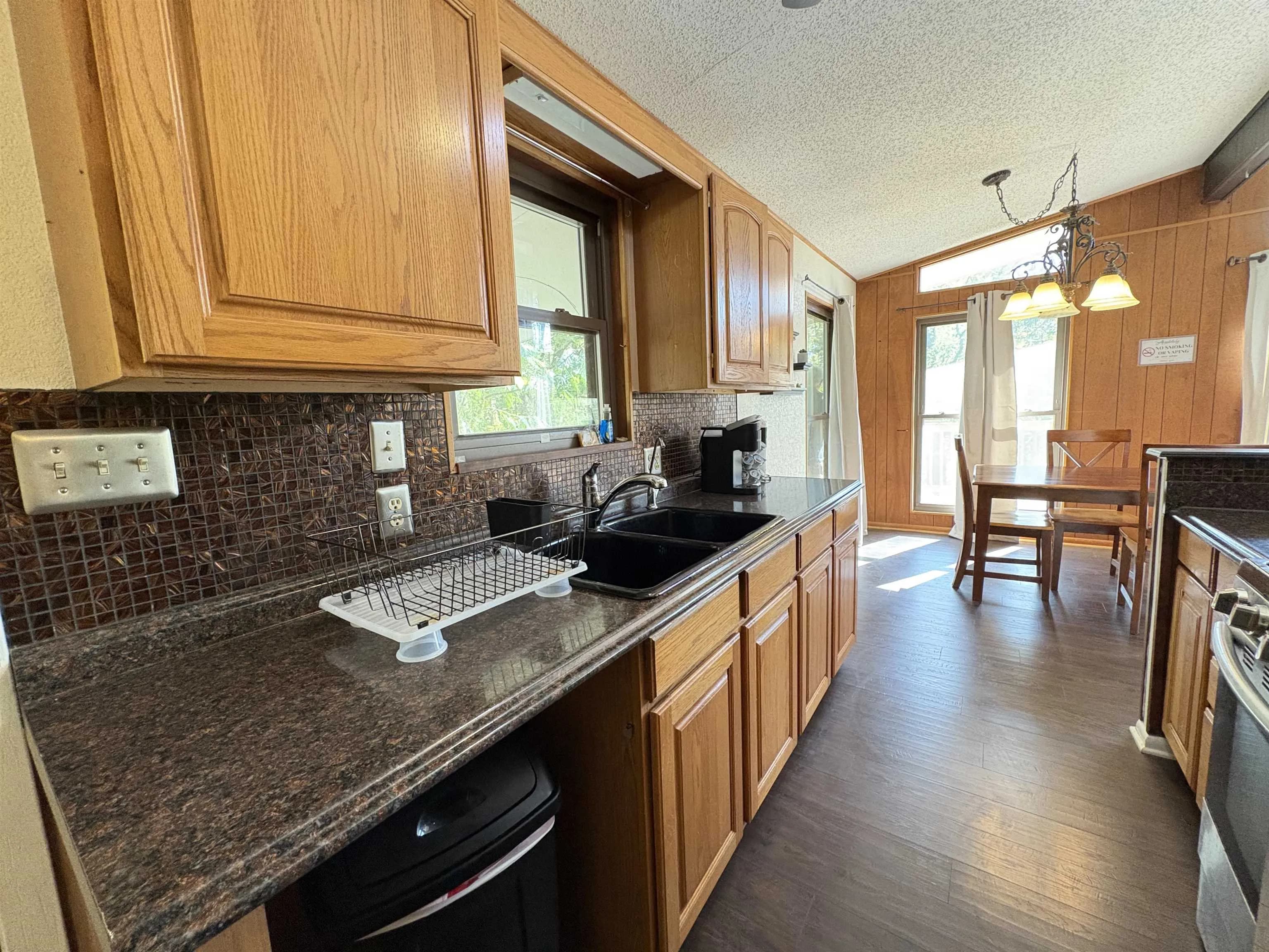 Property at 4  Cisco - Image 12