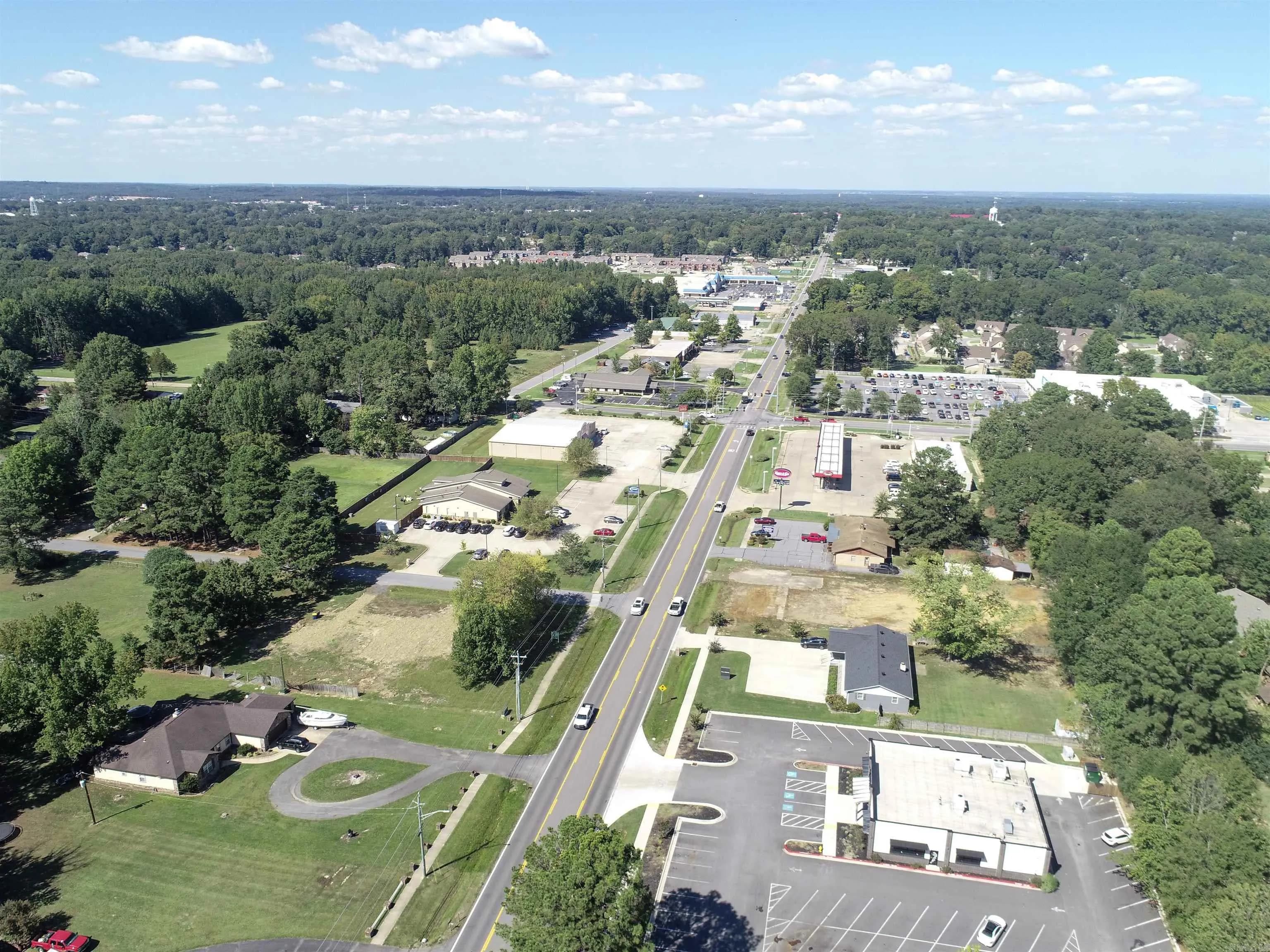 Property at 1309 S Pine - Image 4