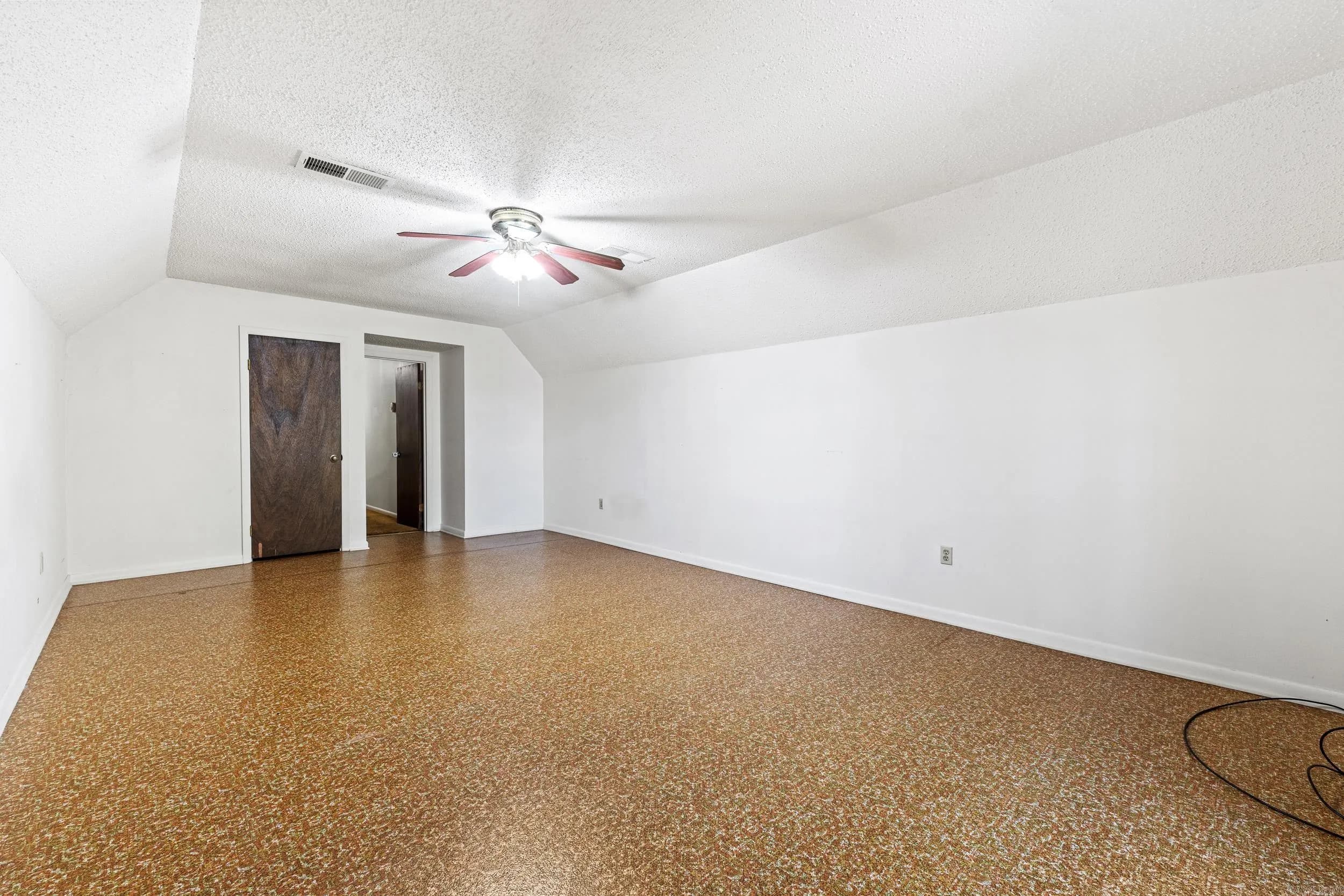 Property at 1  Burnett - Image 17