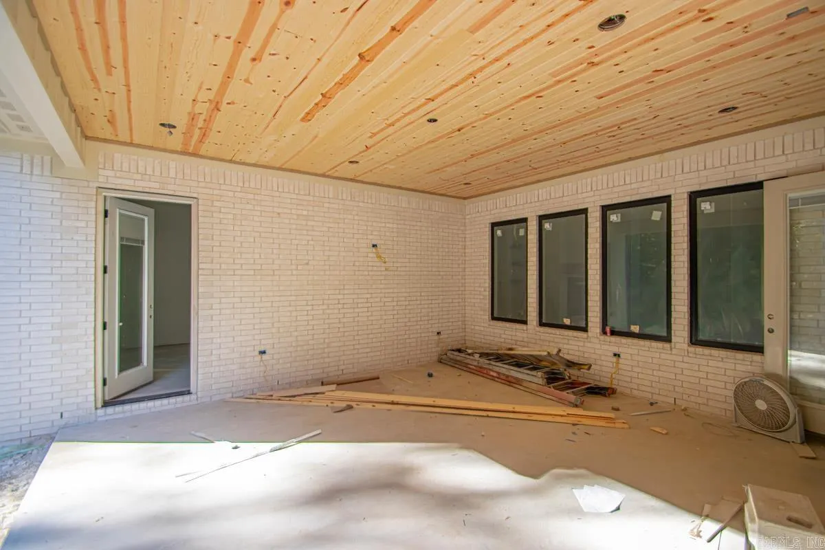 Property at 7024  Hannah lane - Image 26