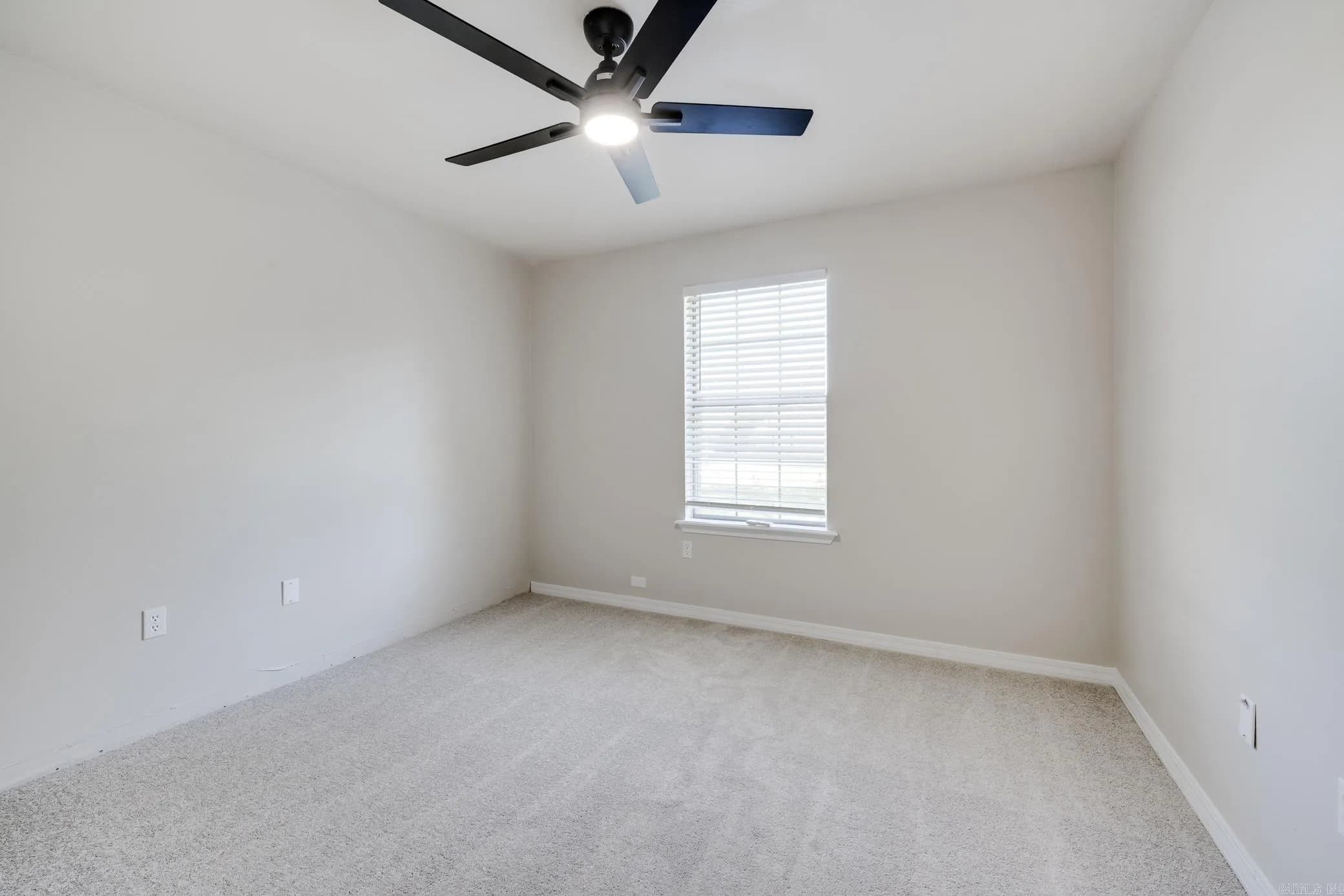 Property at 21  Carroll lane - Image 19