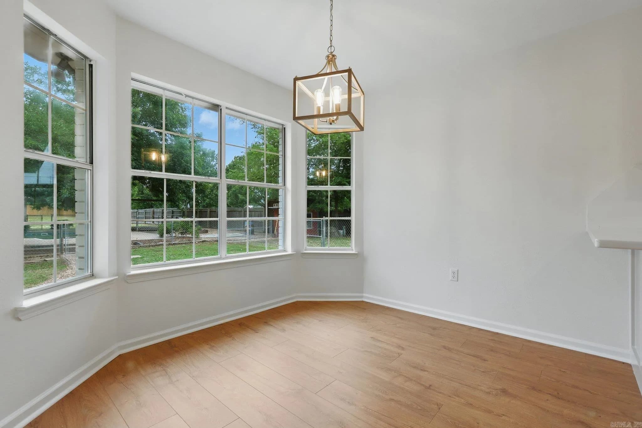 Property at 6  Eve - Image 8