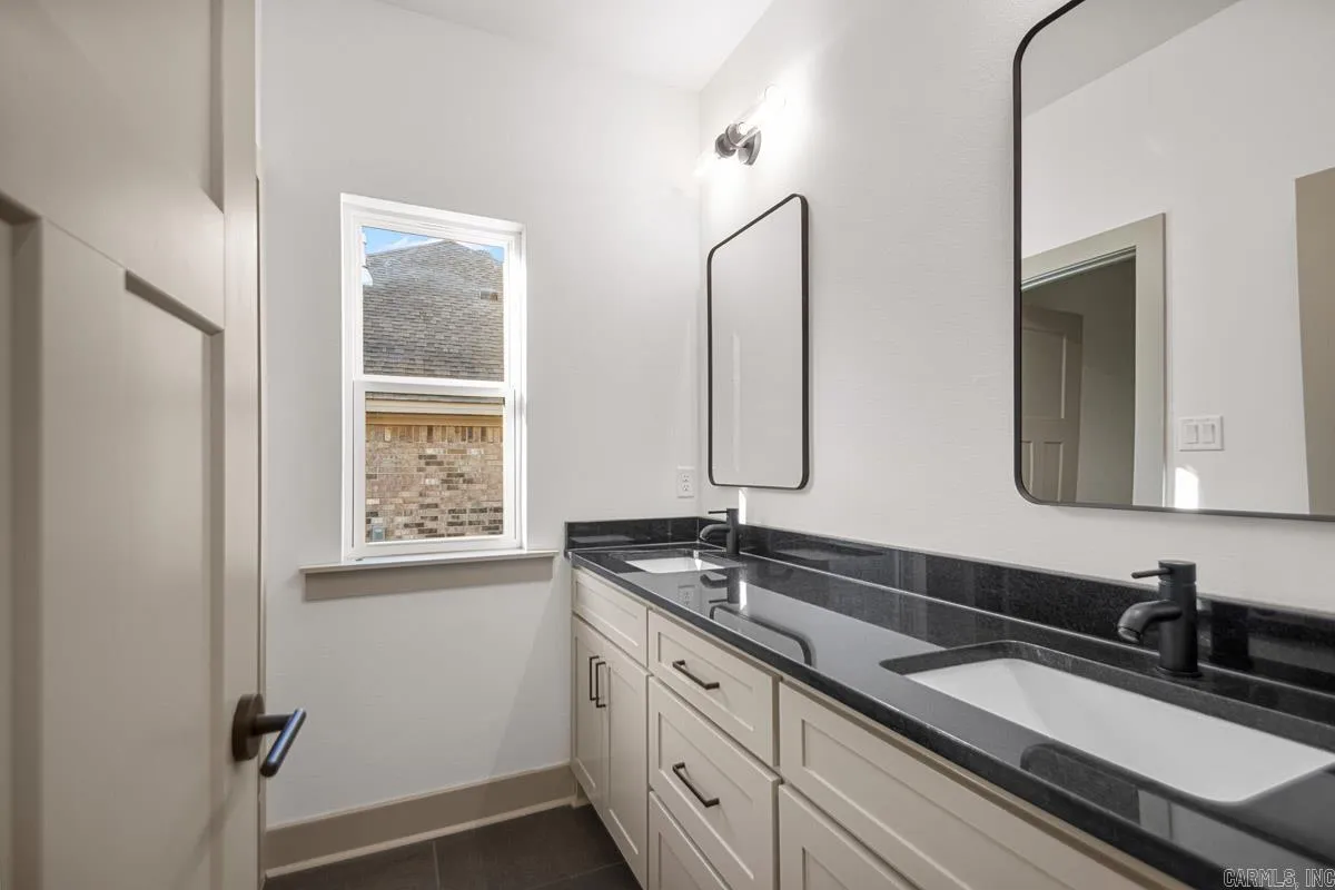 Property at 3205  Galloway - Image 15