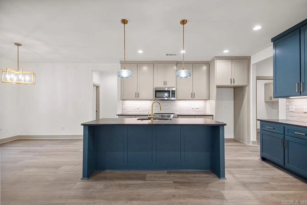 Property at 3205  Galloway - Image 3