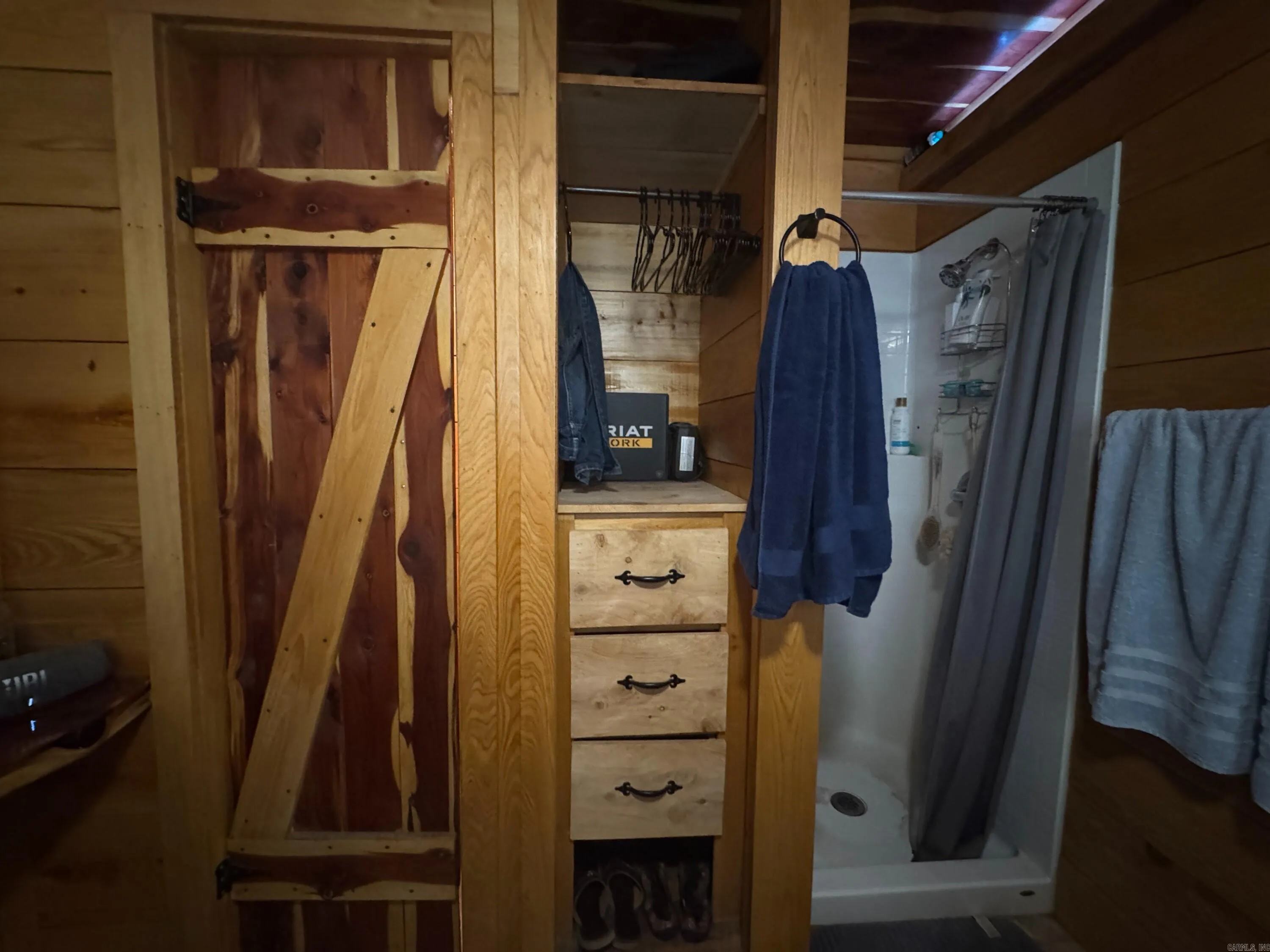 Property at 116  Len - Image 23