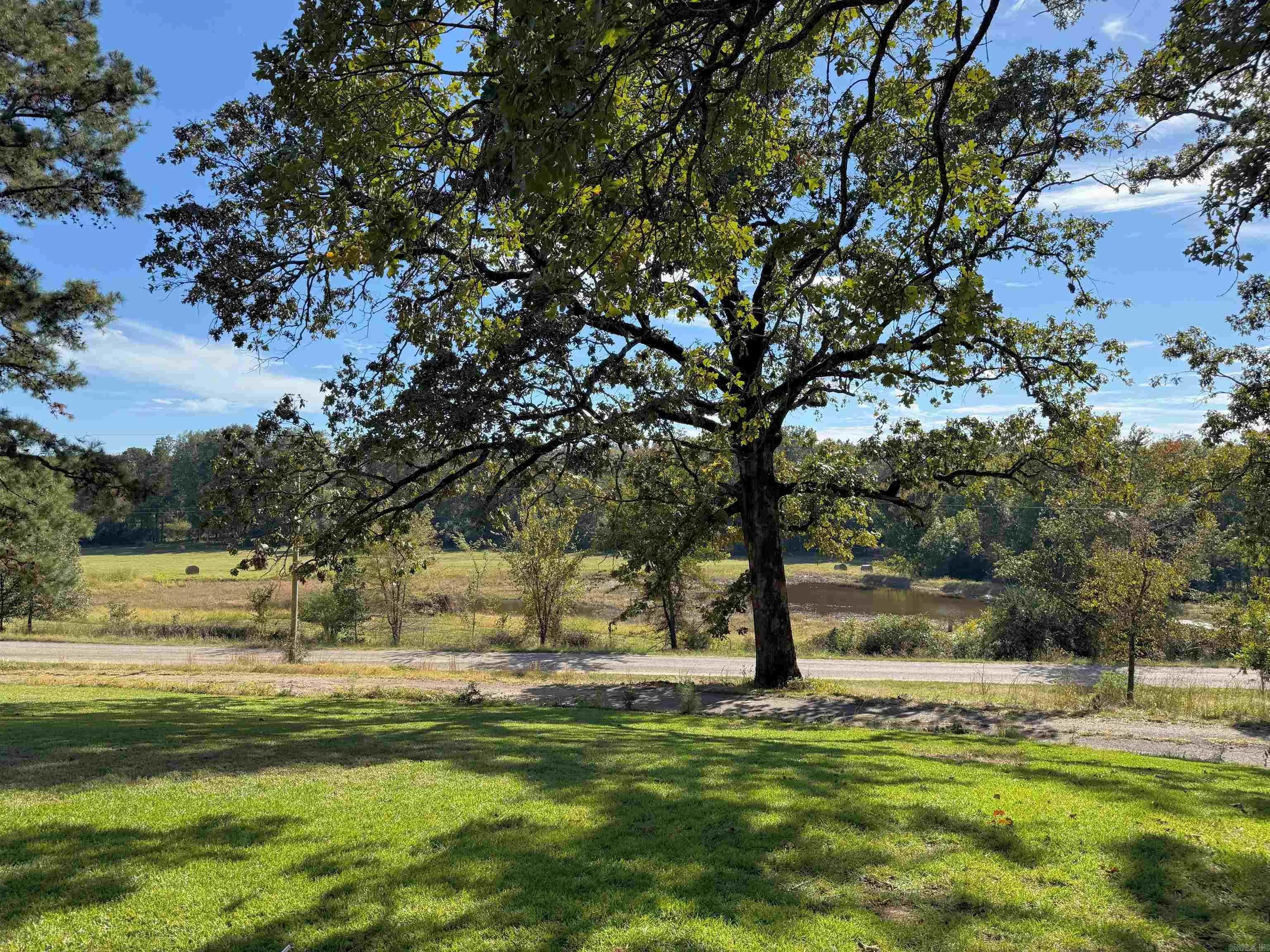 Property at 1009  County road 2530 - Image 27