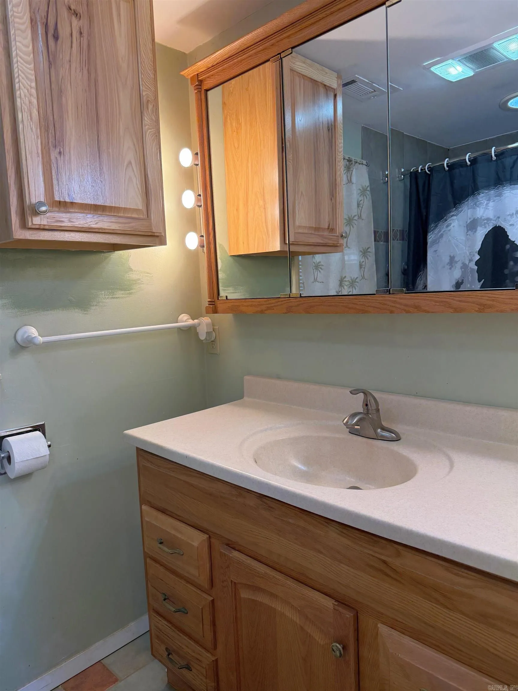 Property at 1009  County road 2530 - Image 15