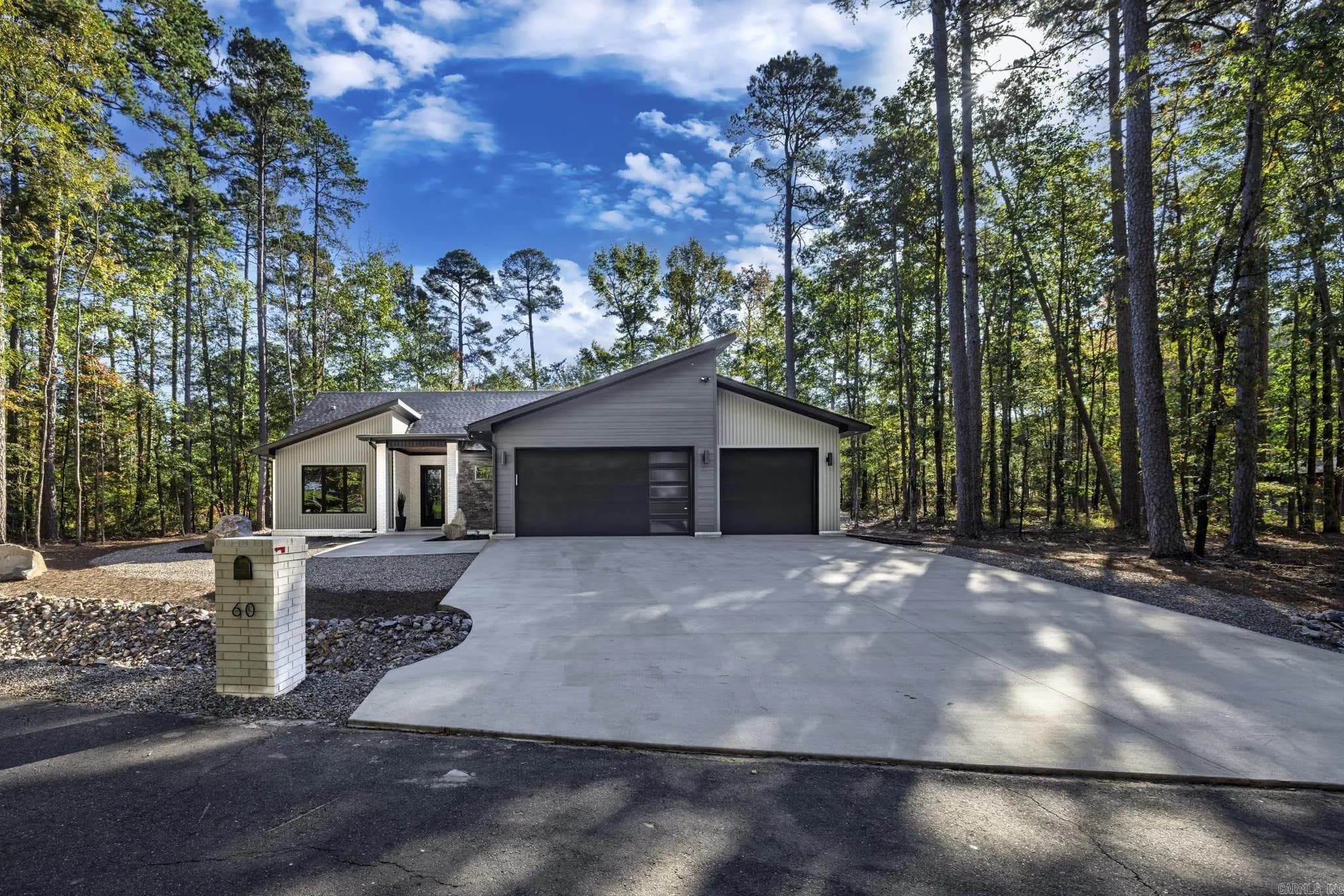 Property at 60  Estrella - Image 2