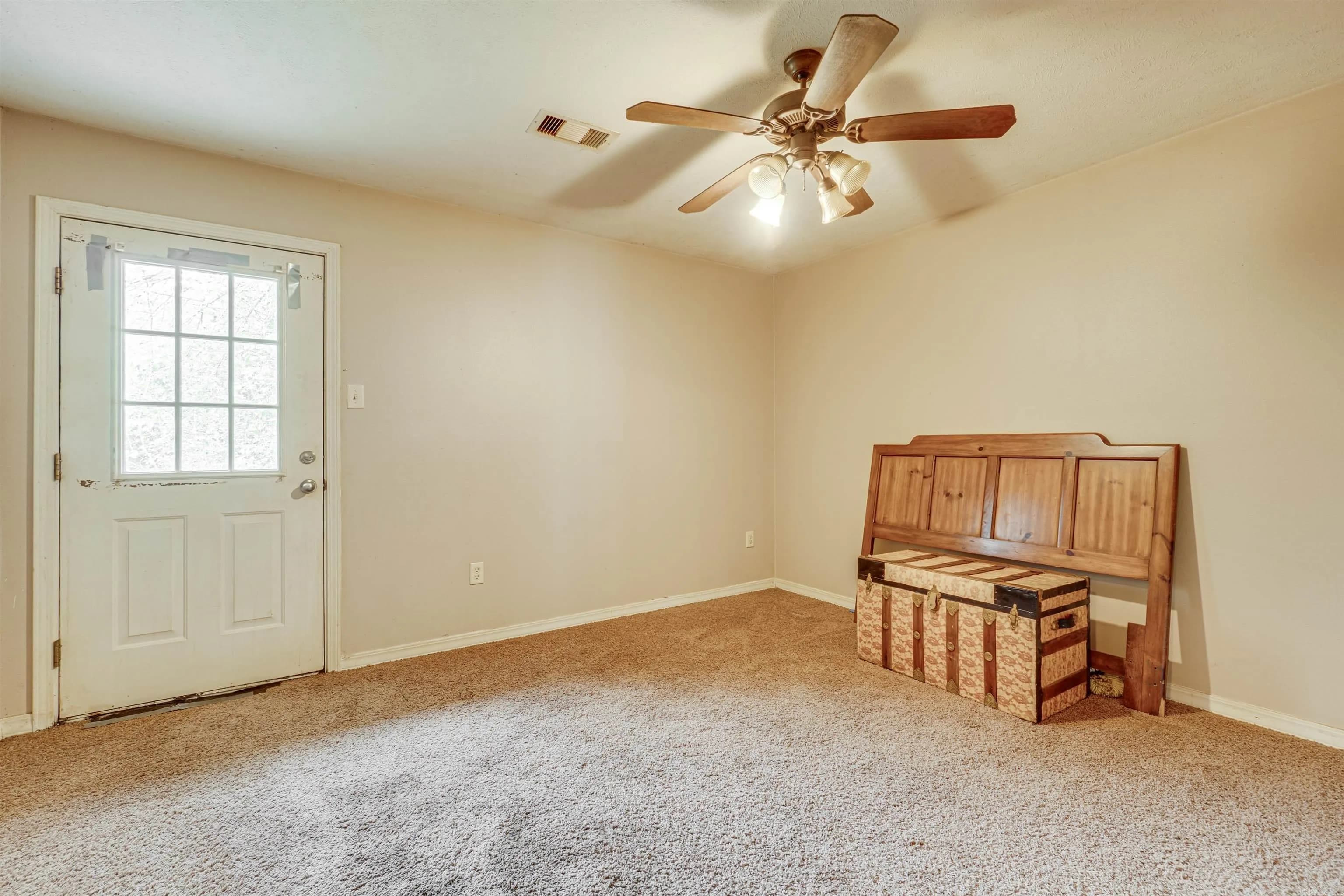 Property at 307 E Center - Image 13