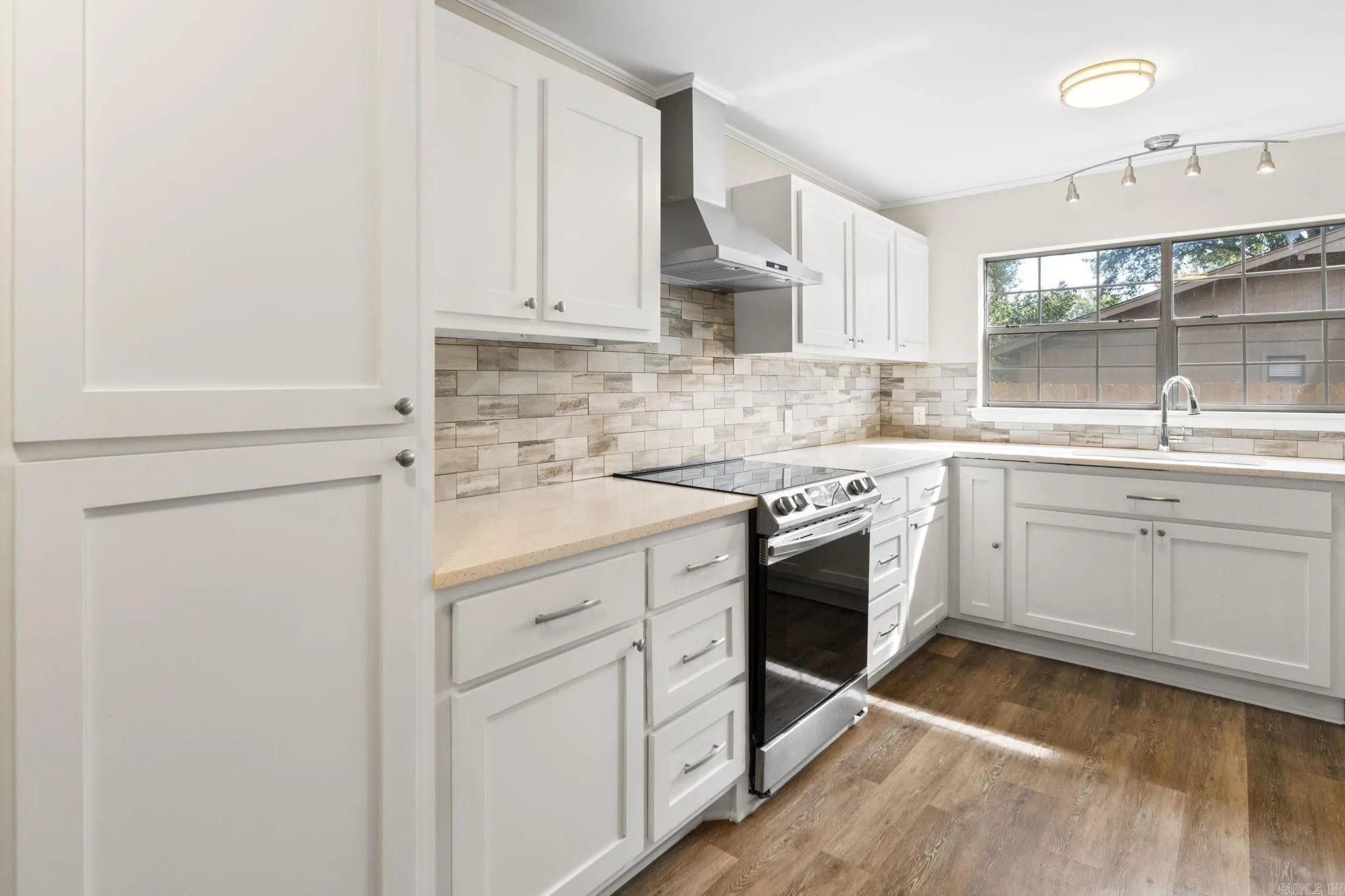 Property at 10 W Post oak - Image 17