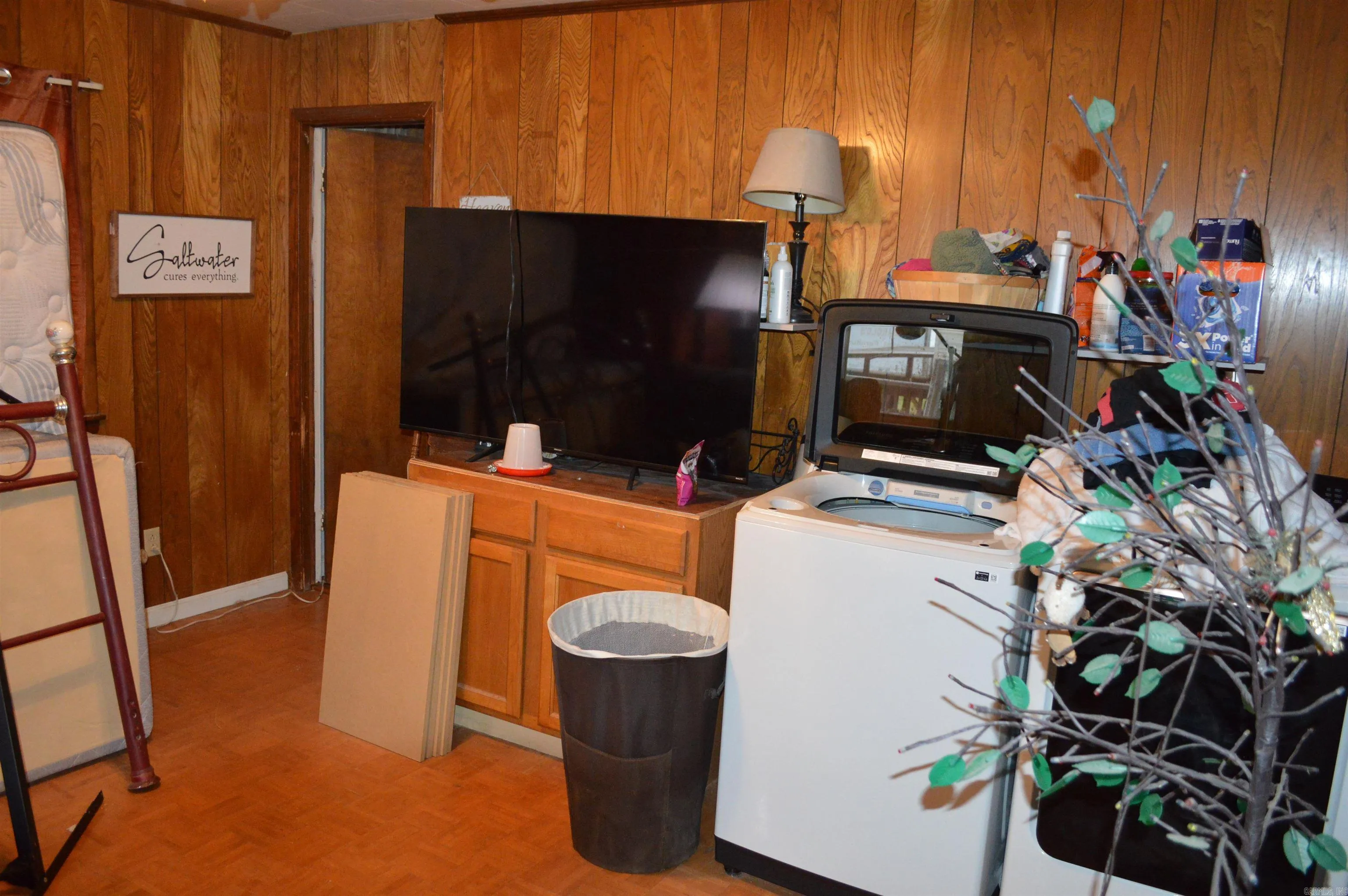 Property at 503 N Main - Image 11