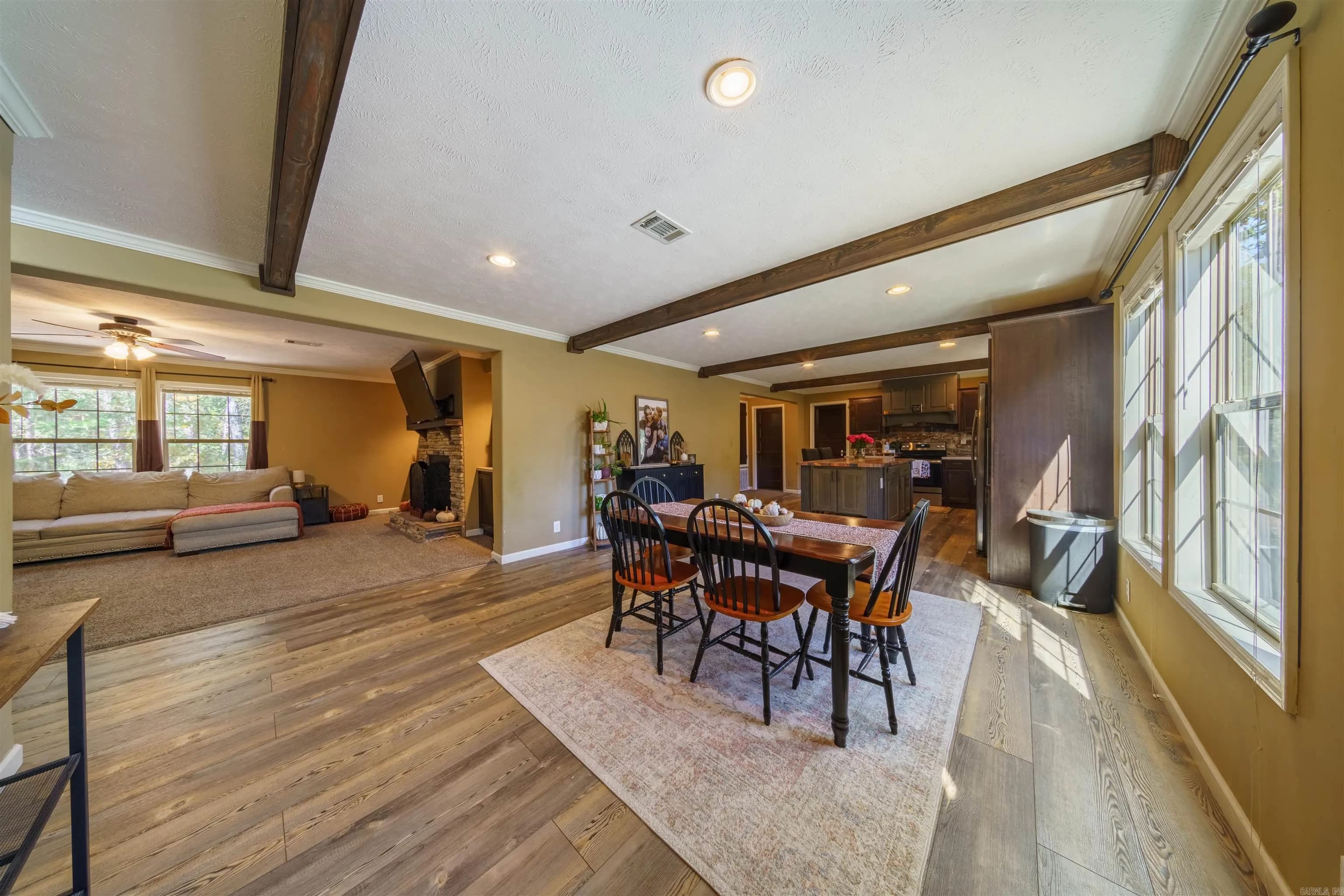 Property at 229  Veterans - Image 6