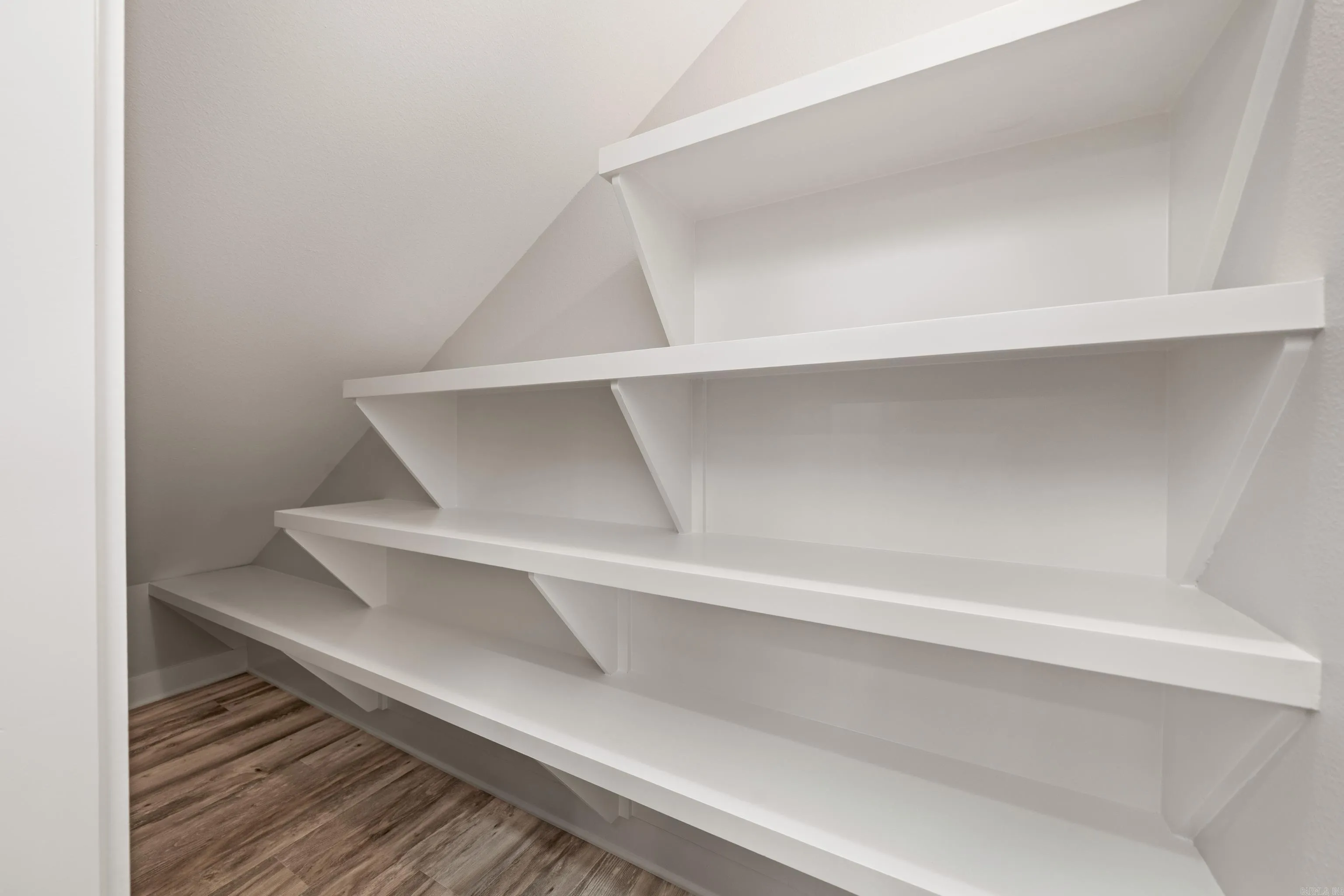 Property at 108  Portia - Image 14