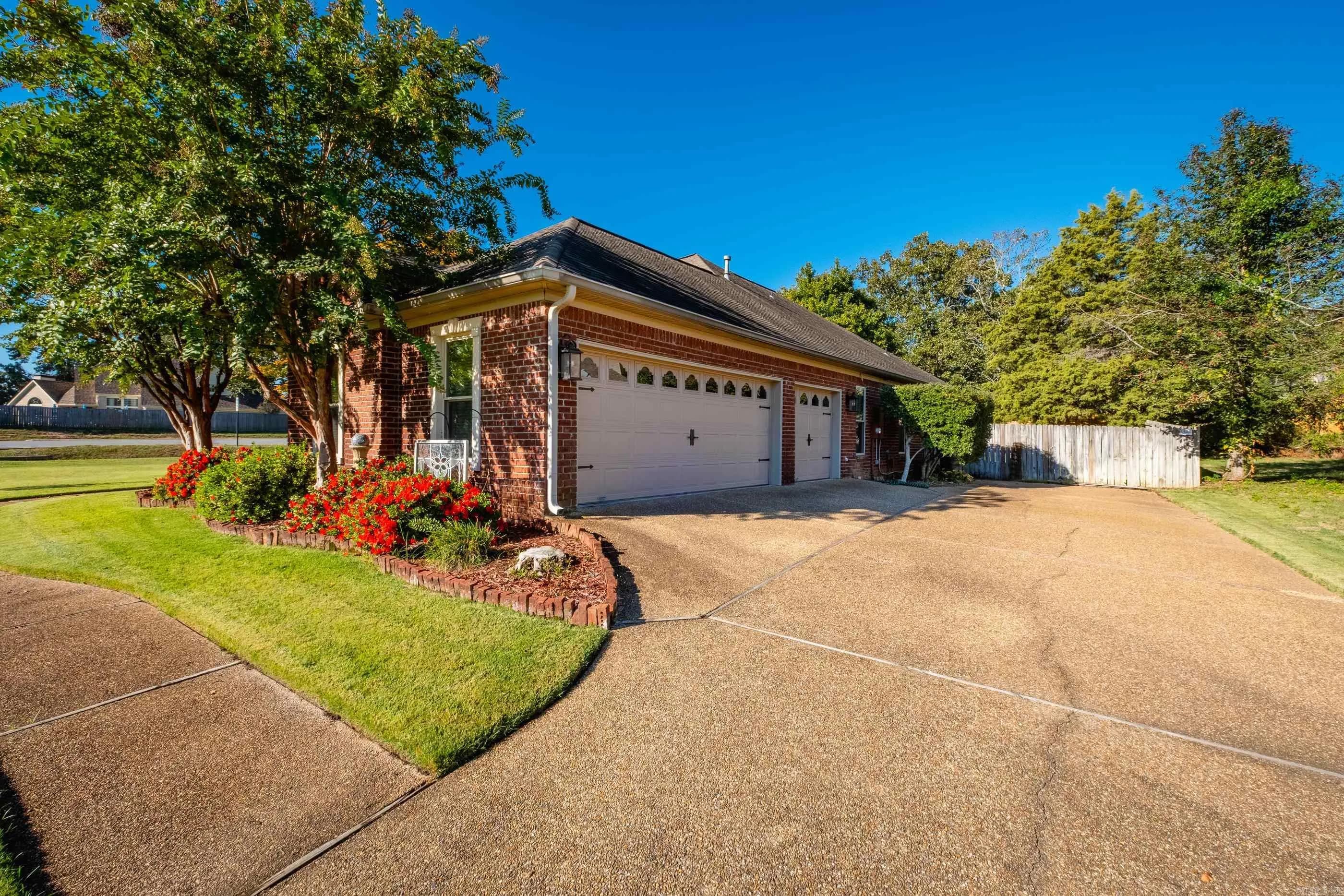 Property at 101  Southshore drive - Image 3