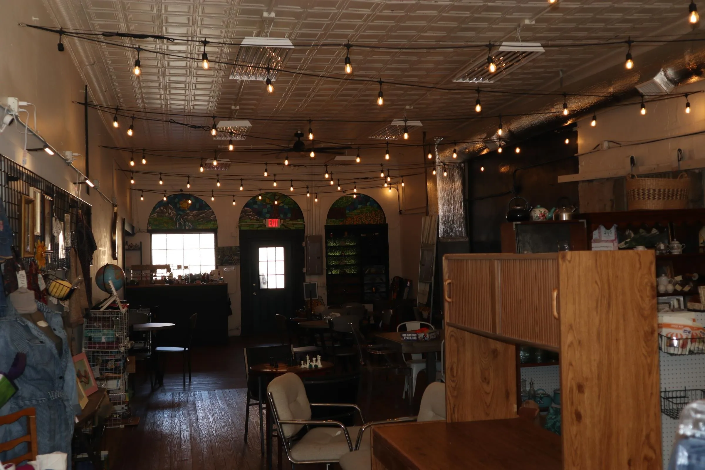Property at 123 W Church - Image 4