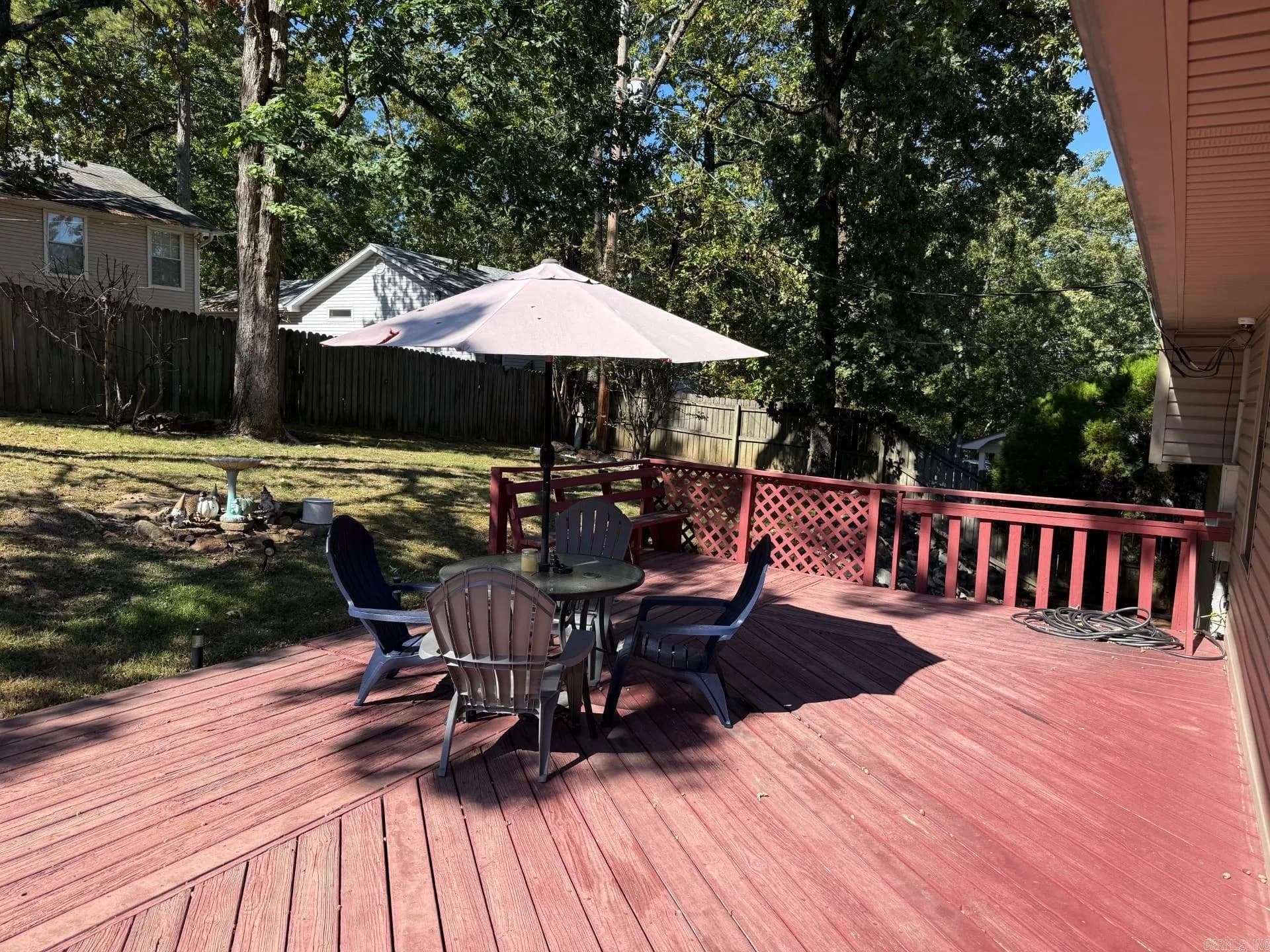 Property at 310  Nix - Image 25