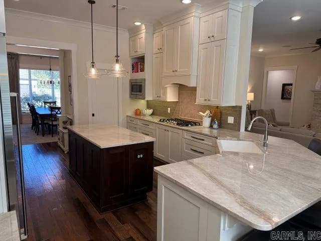 Property at 2513  Evie - Image 36