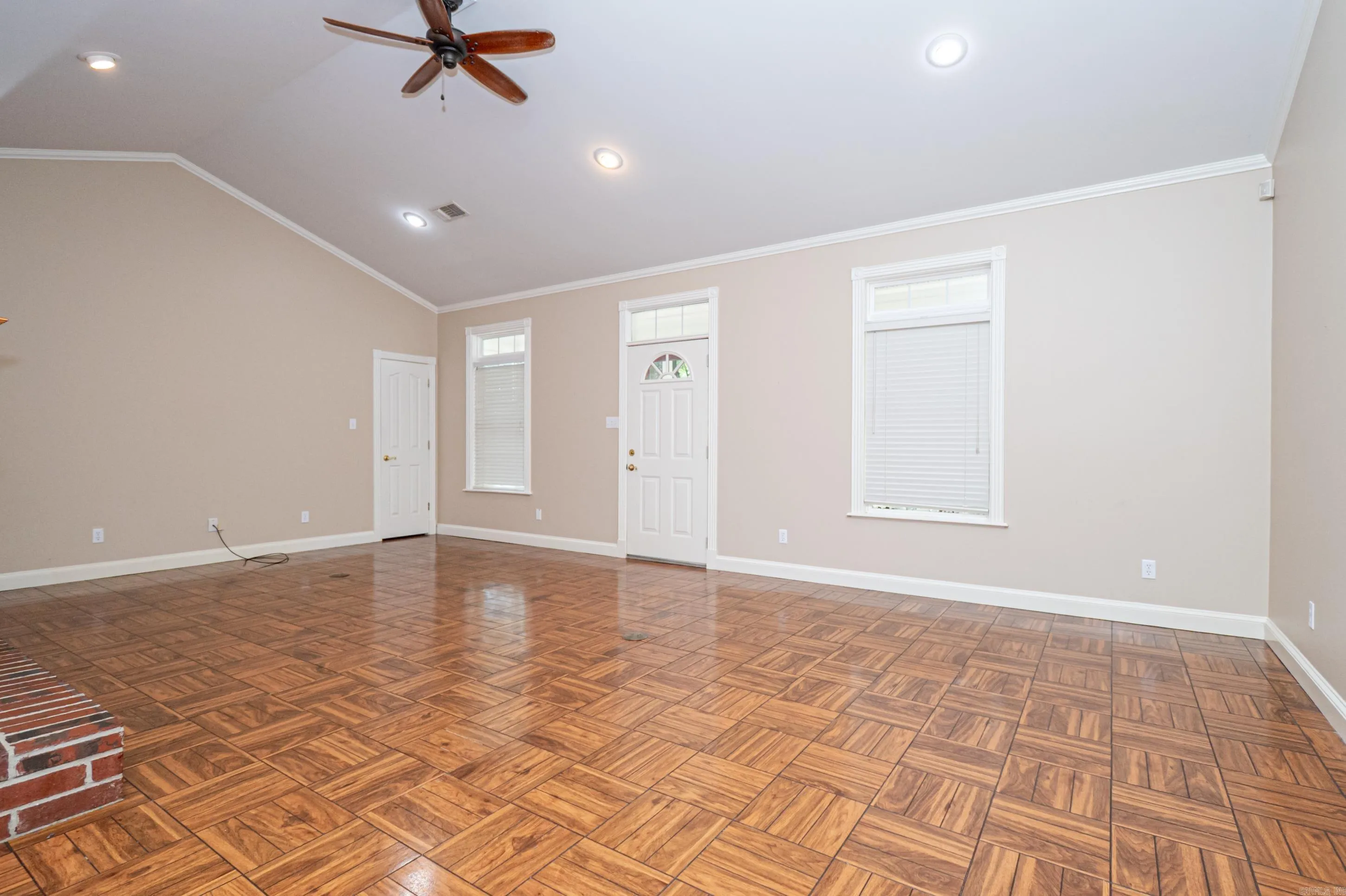 Property at 142  Eden st - Image 18