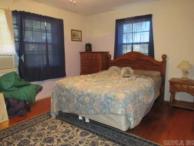 Property at 2206 E Lee - Image 20