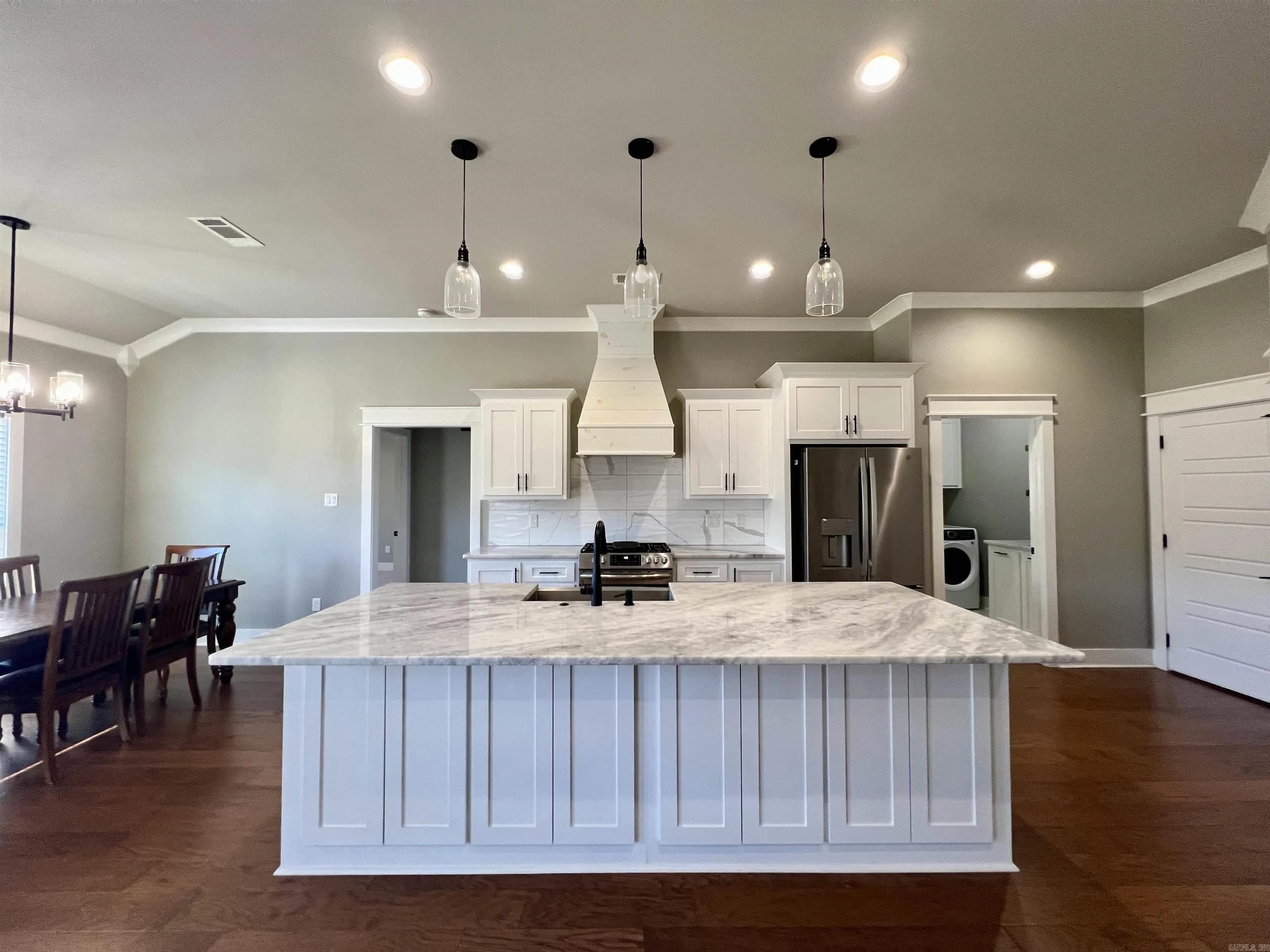 Property at 9741  Meadow creek - Image 8