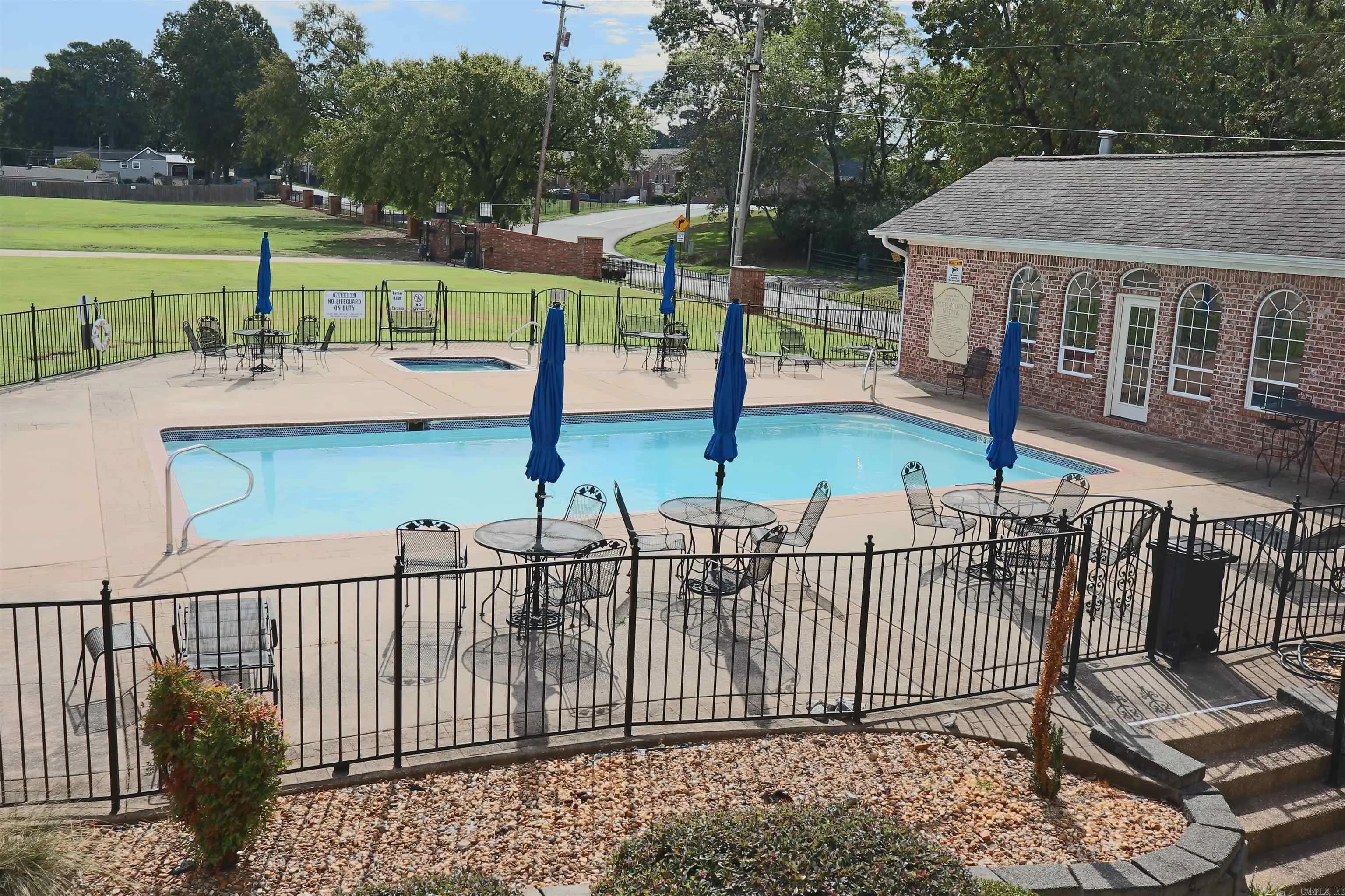 Property at 451  Lakeland, B2 - Image 21