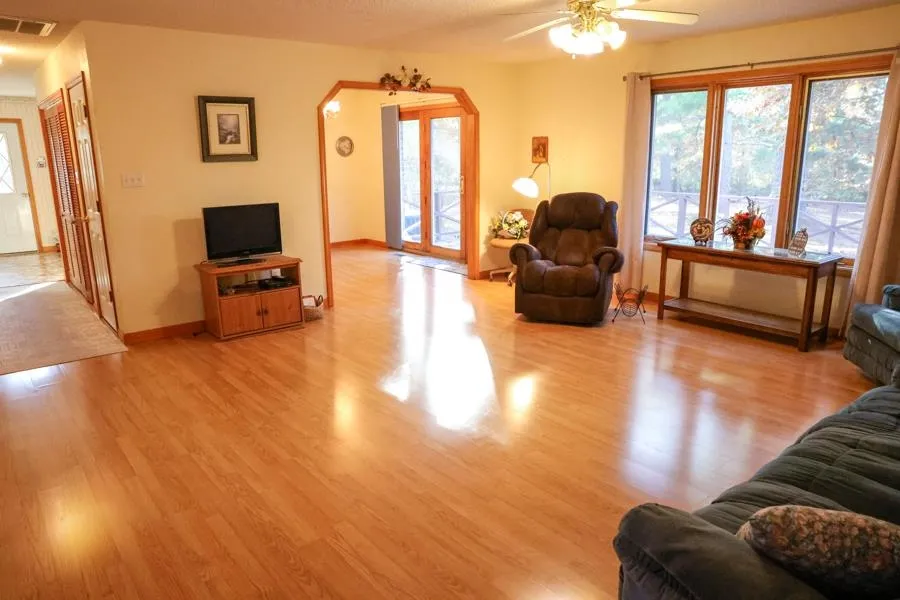 Property at 498  Old fort rd - Image 8