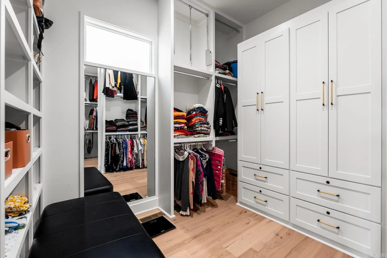 Property at 21  Haywood - Image 39