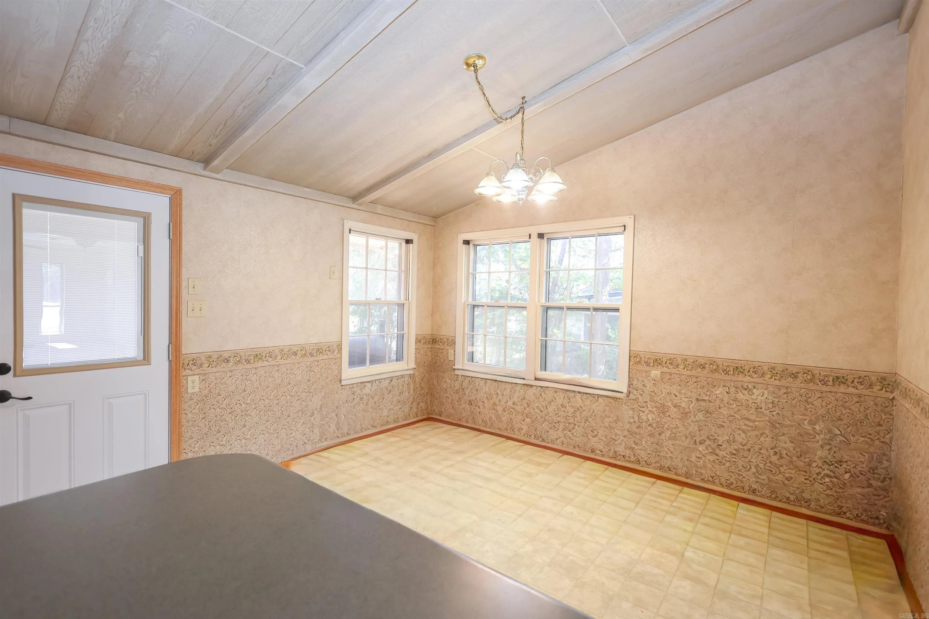 Property at 1514  Walnut - Image 7