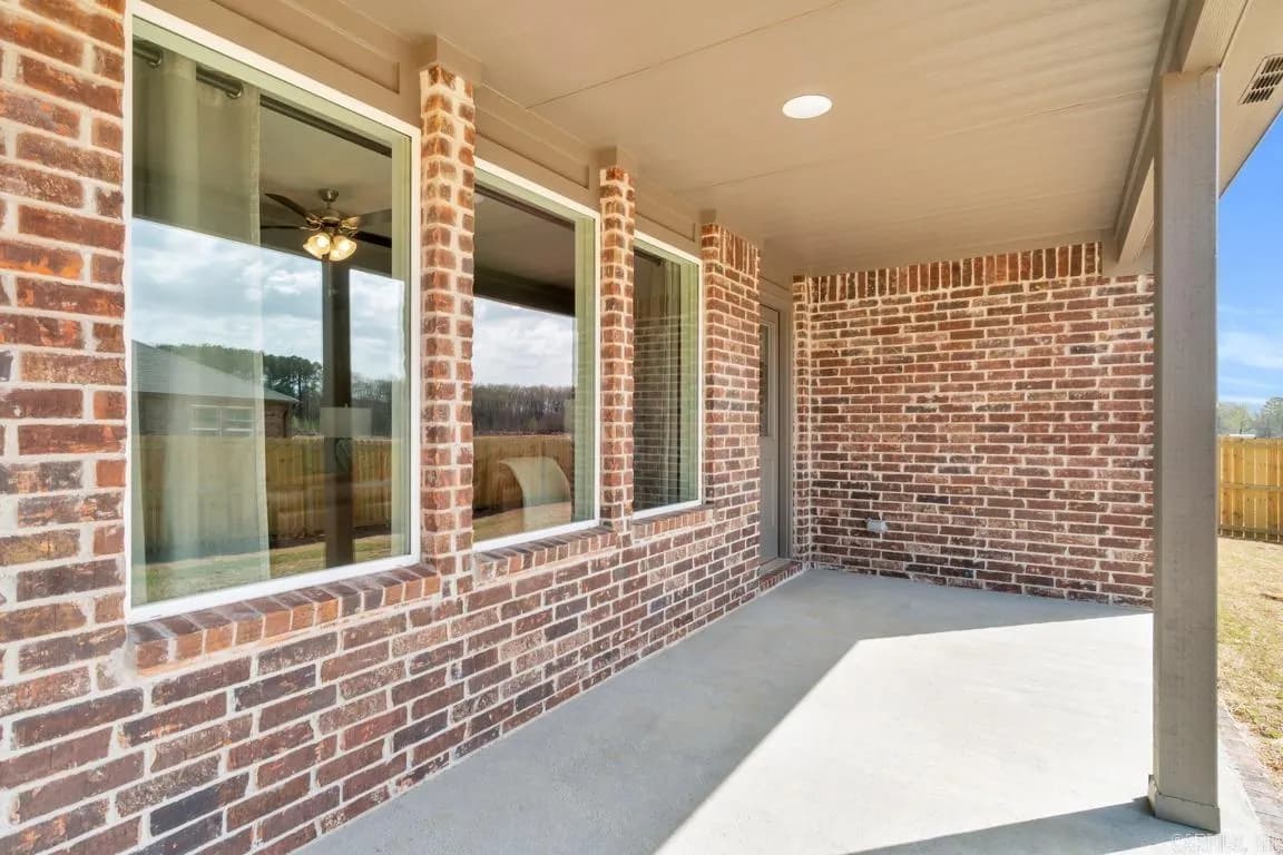 Property at 119 E Sunbelt - Image 15