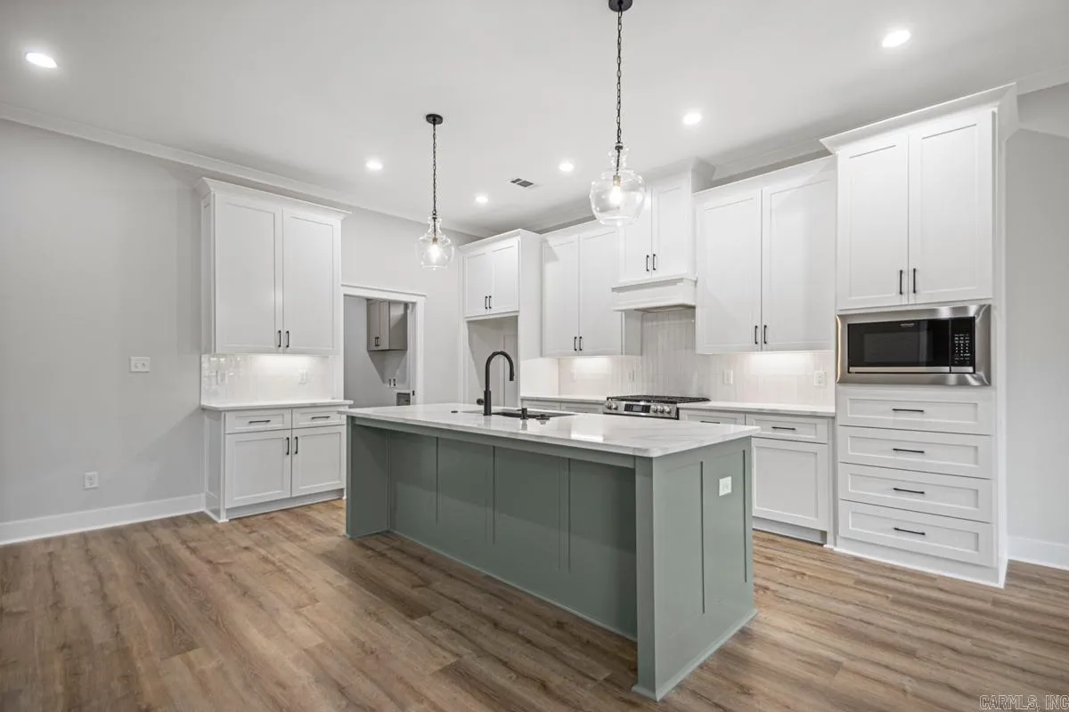Property at 525  Valley oak dr - Image 2