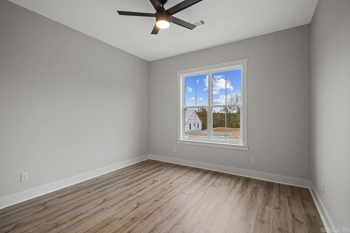 Property at 525  Valley oak dr - Image 29